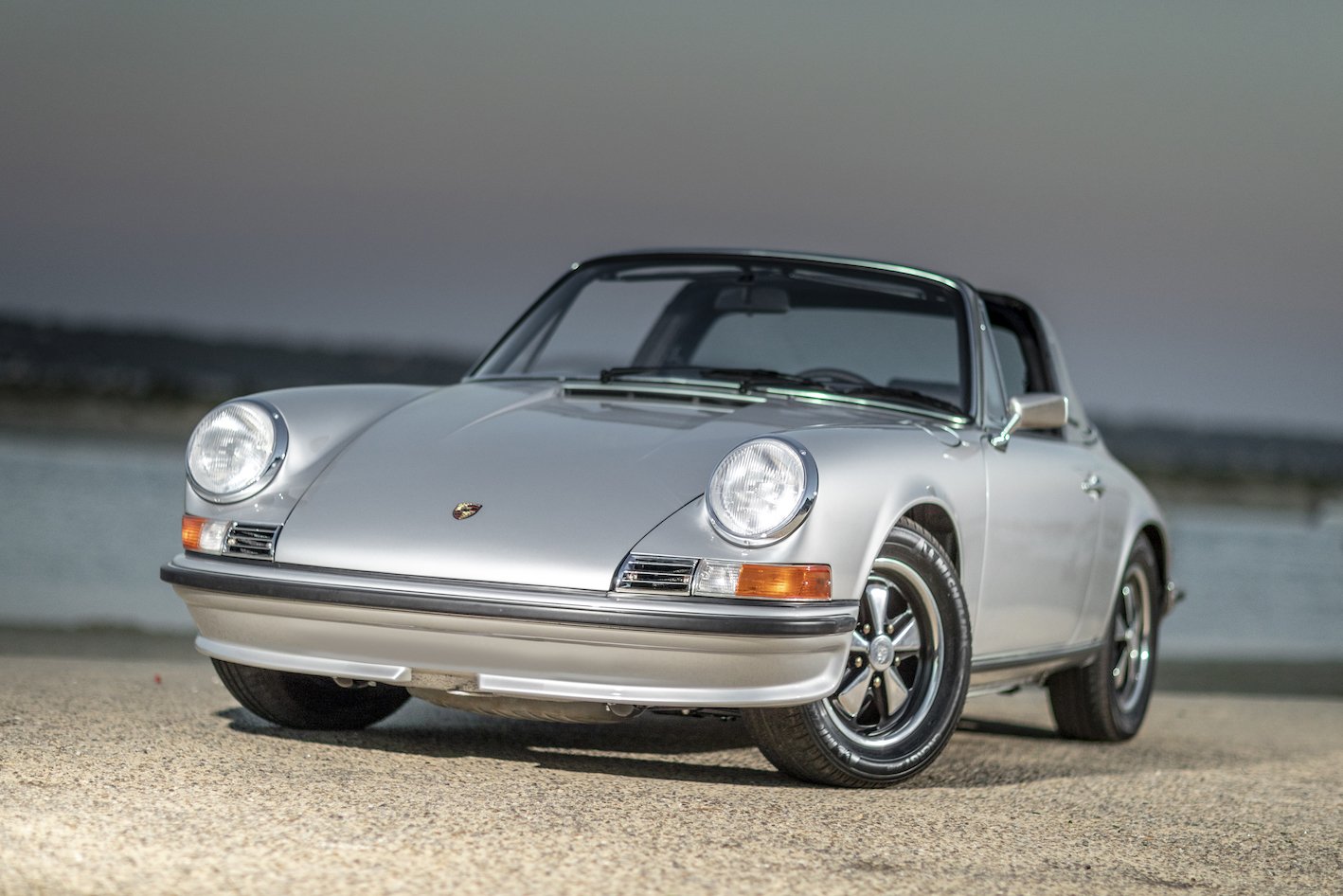 Voiture Porsche 911 2.4 S Targa Gris Argent