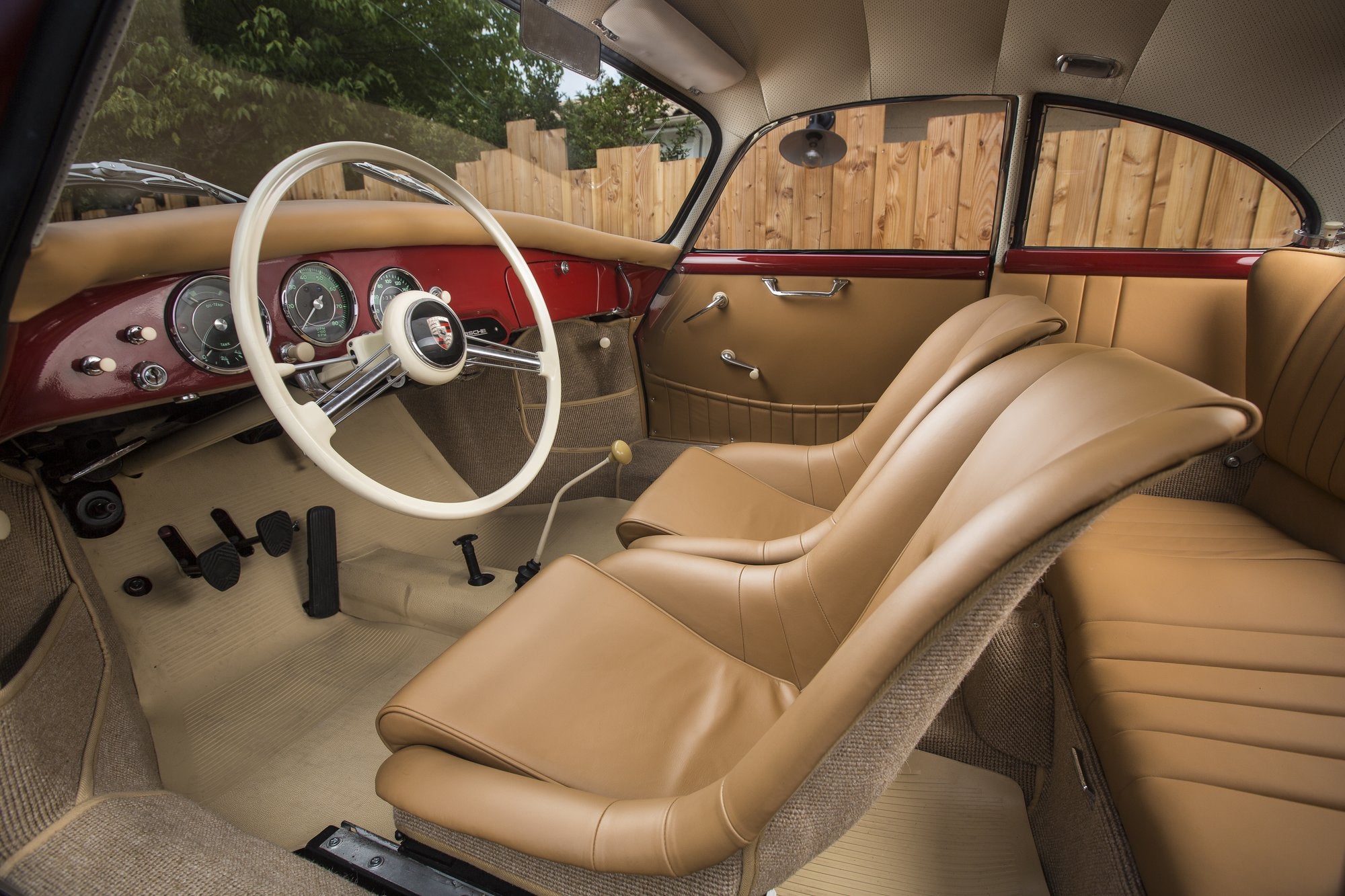 Voiture Porsche 356 At2 GT Corail Coupé Rouge