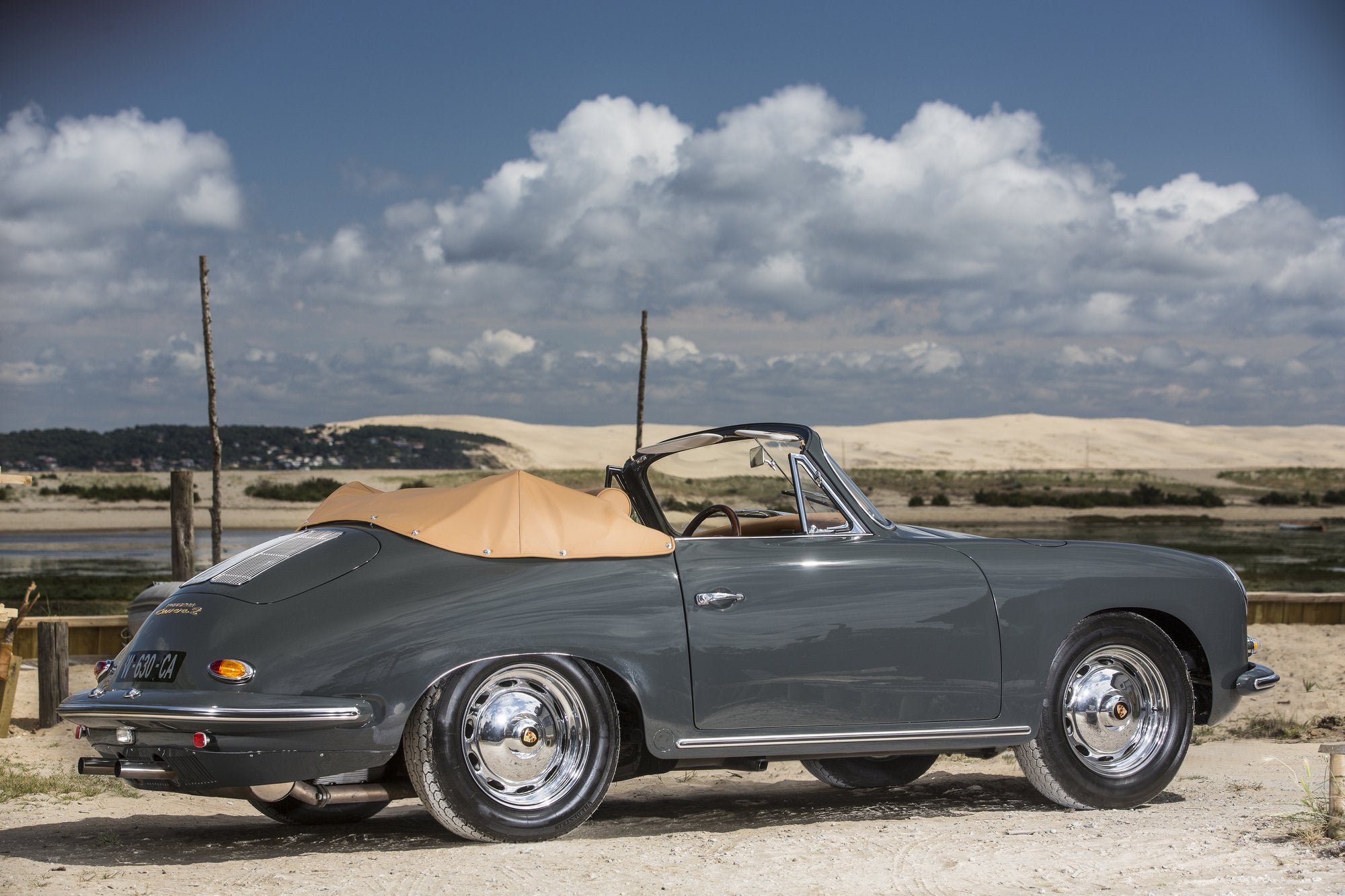 Voiture Porsche 356 Carrera 2 Cabrio Slate Grey Beige