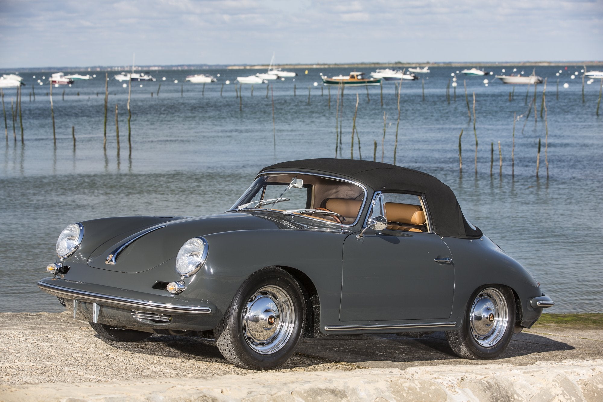 Voiture Porsche 356 Carrera 2 Cabrio Slate Grey Beige