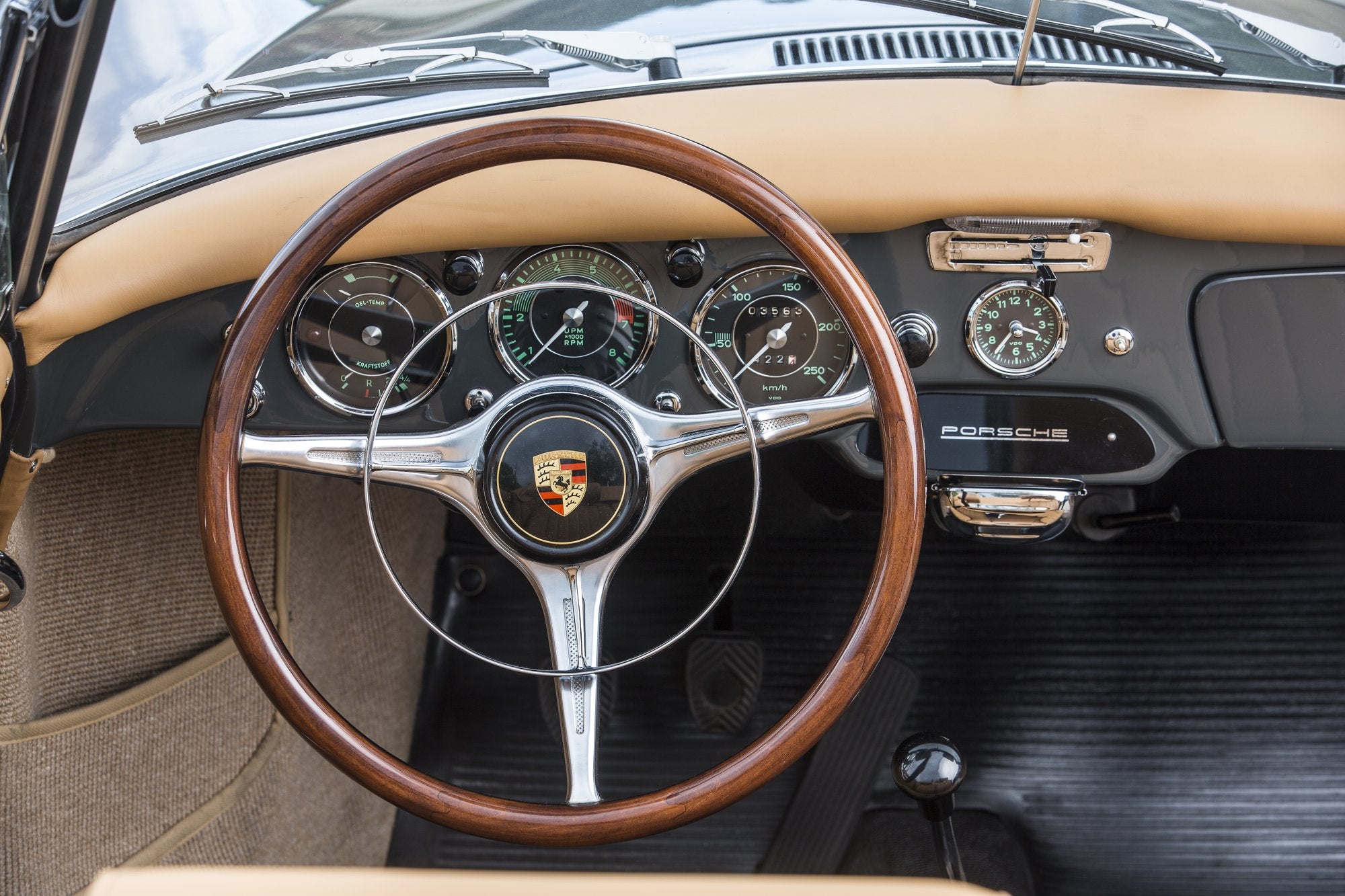 Voiture Porsche 356 Carrera 2 Cabrio Slate Grey Beige