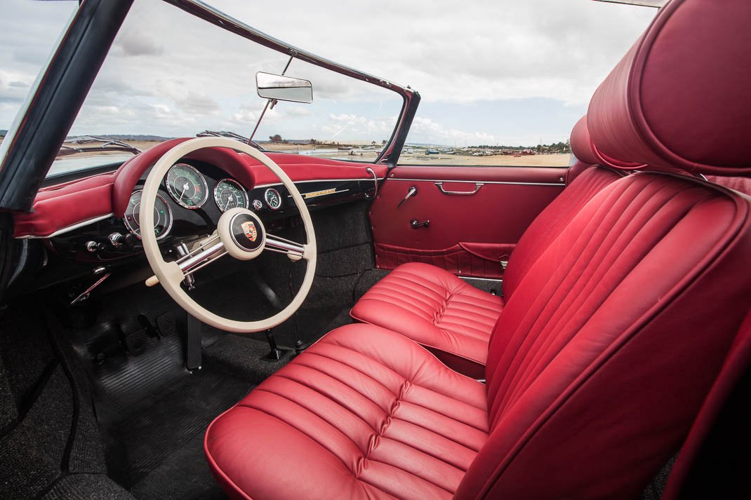 Voiture Porsche 356 Convertible D Noir & Cuir Rouge