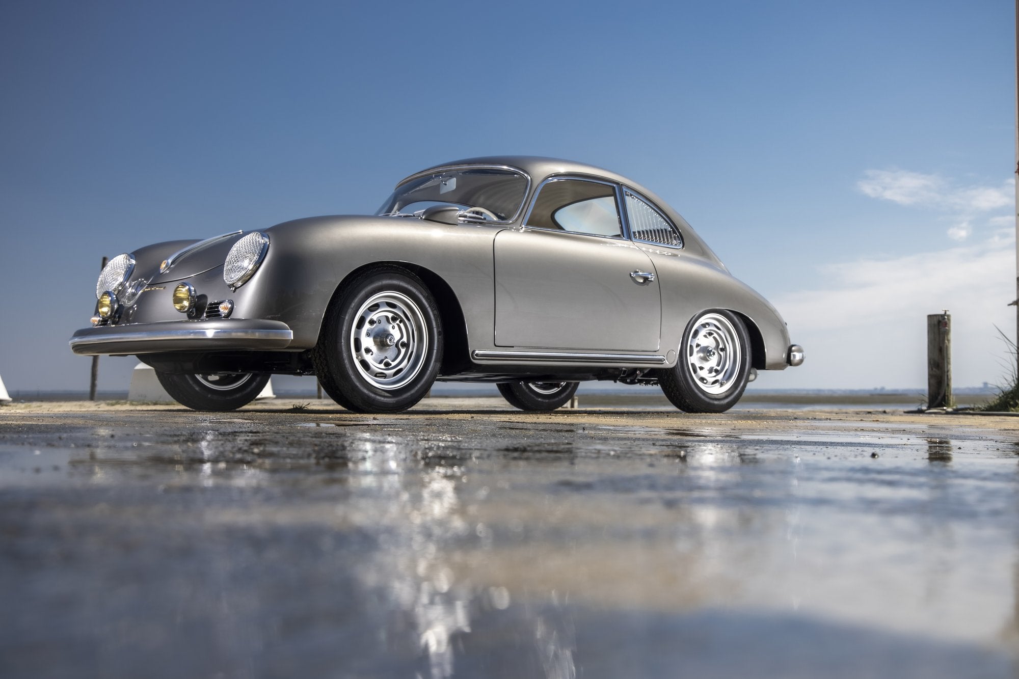 Voiture Porsche 356 Coupé GT Grigio Ferro Cuir Beige