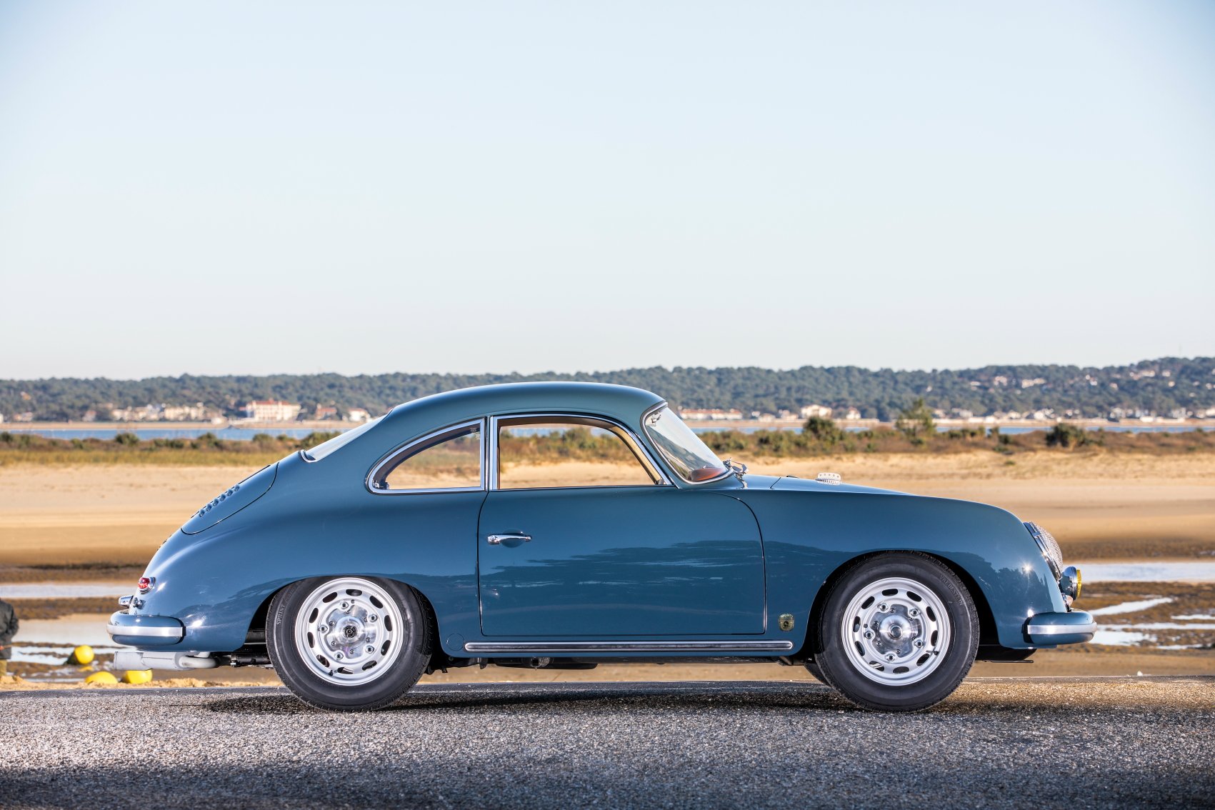 Voiture Porsche 356 At2 GT Coupé Agua Blue