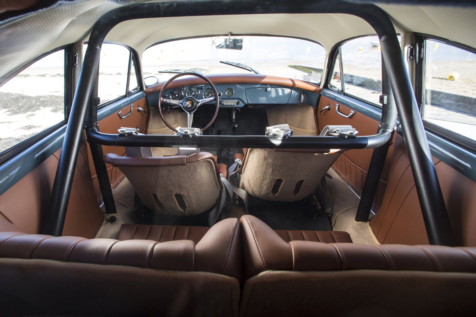 Voiture Porsche 356 BT5 GT Bleu Cuir Caramel