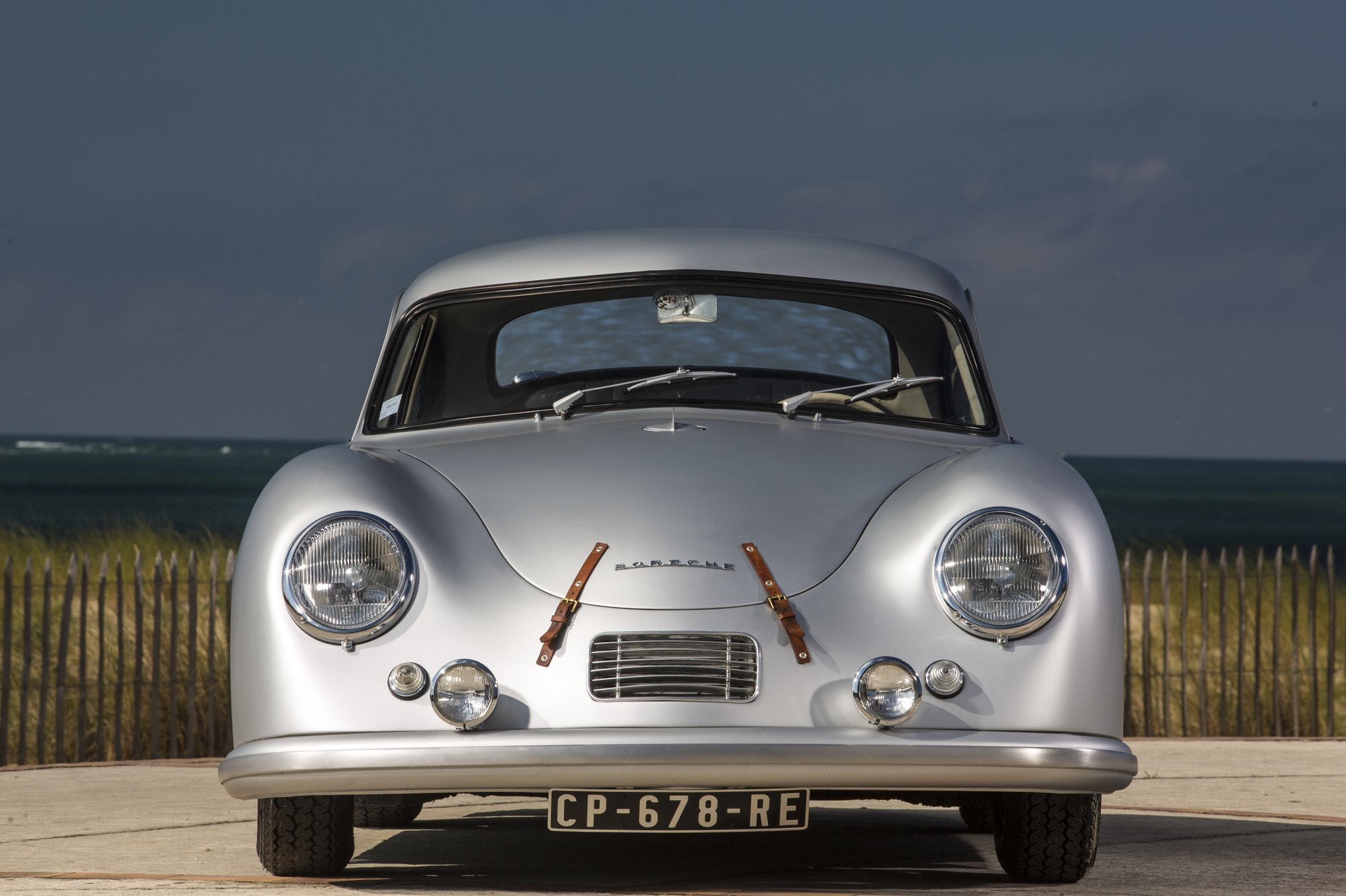 Voiture Porsche 356 Préa GT Coupé Gris Argent Ocean