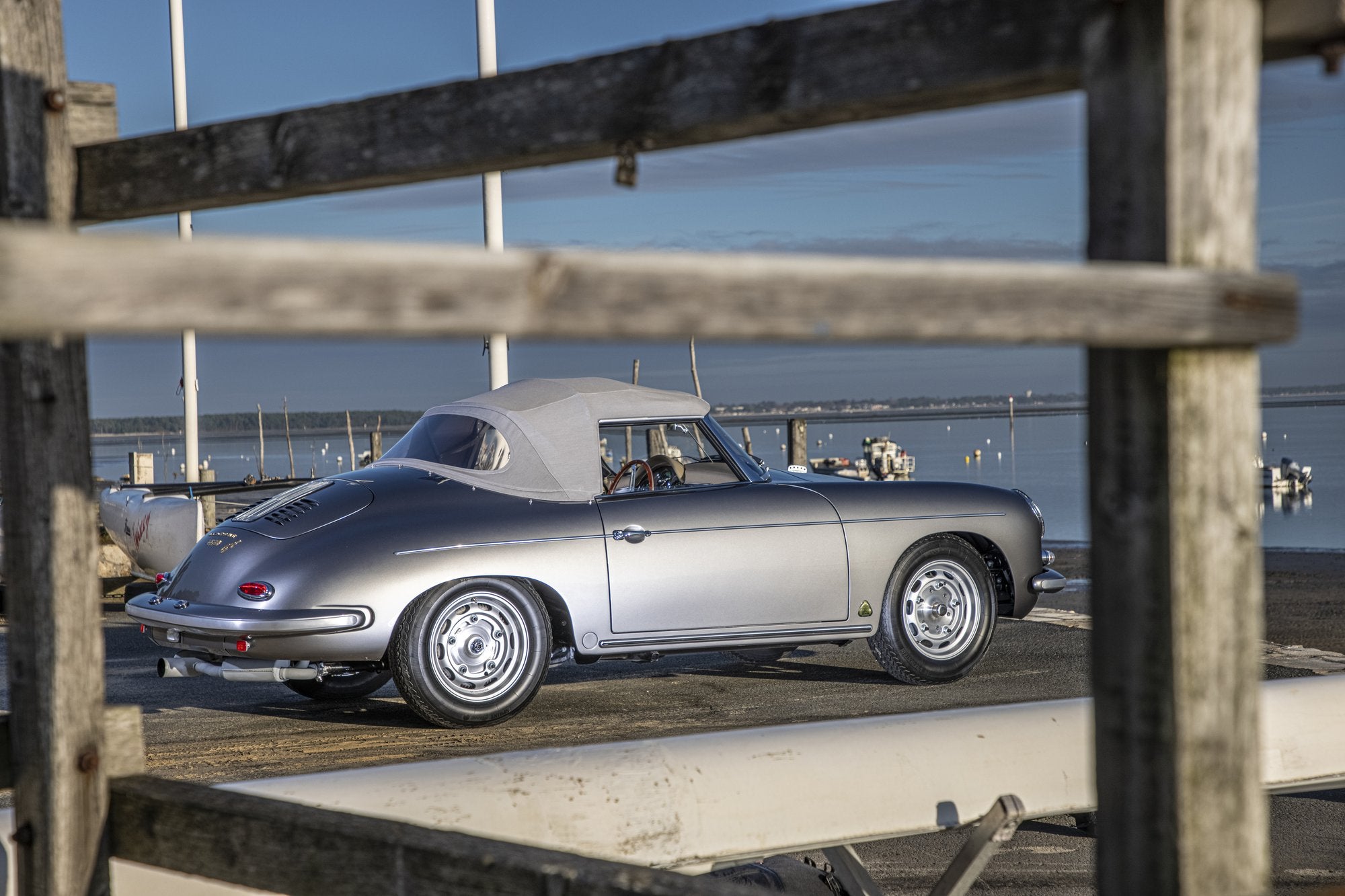 Voiture Porsche 356 Roadster Grigio Ferro Cuir Clair