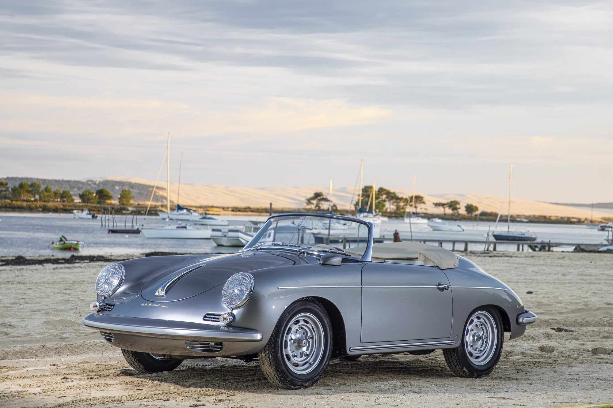 Voiture Porsche 356 Roadster Grigio Ferro Cuir Clair
