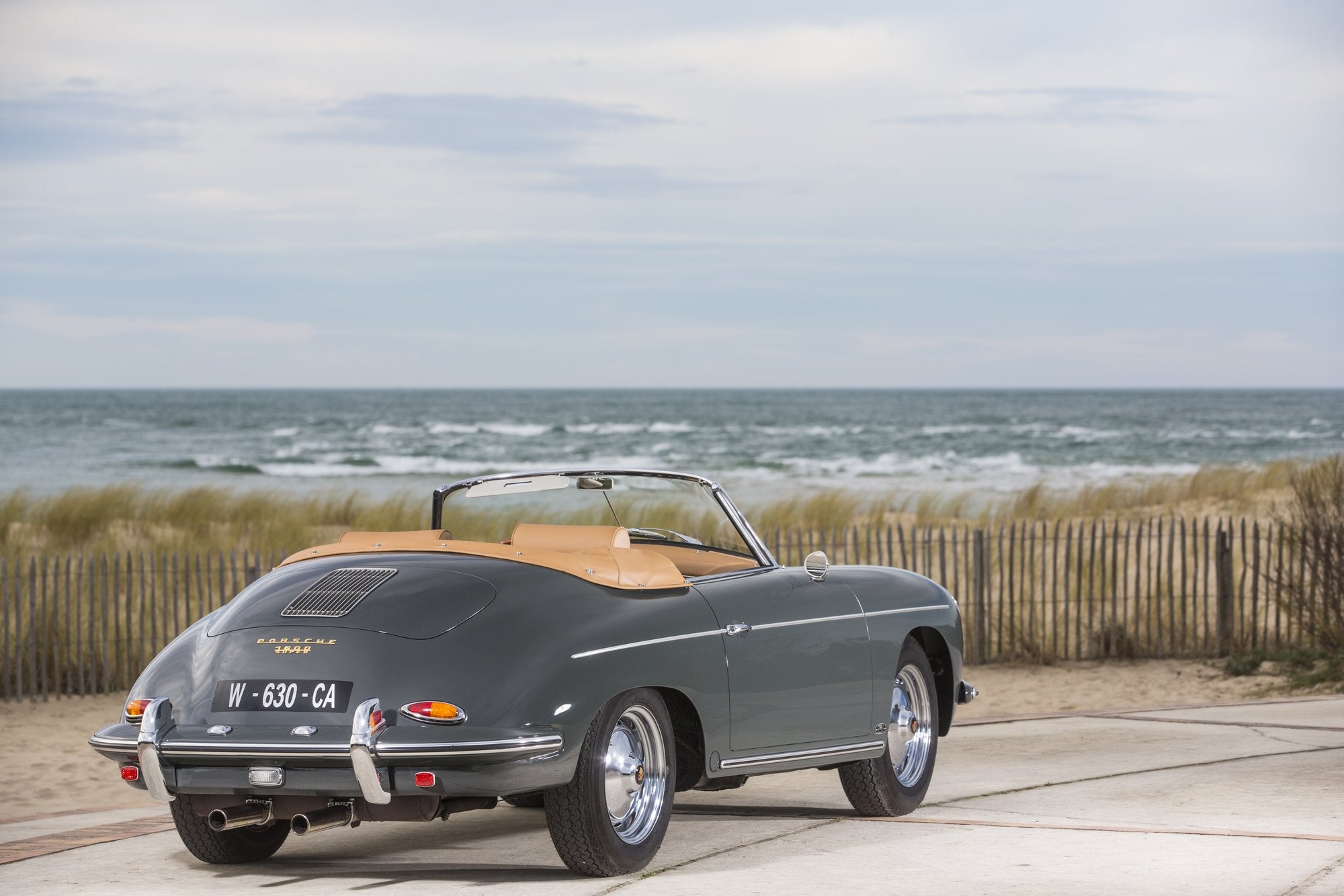 Voiture Porsche 356 B Roadster Gris Ardoise Cuir Brun