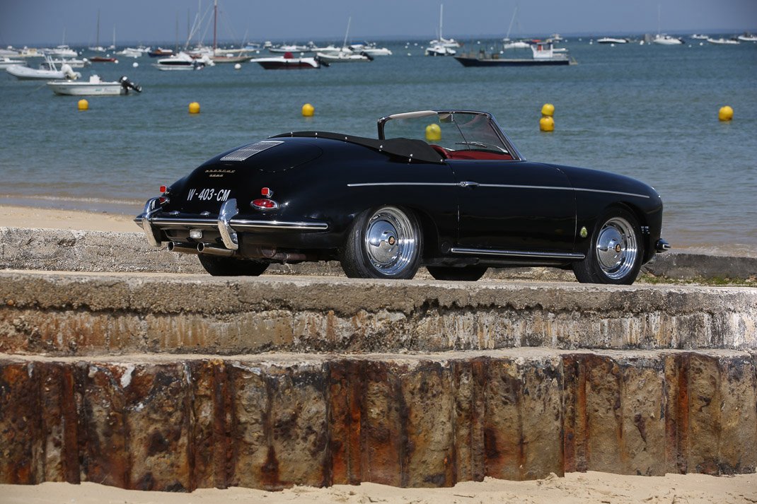 Voiture Porsche 356 Roadster 1960 Noir Cuir Rouge