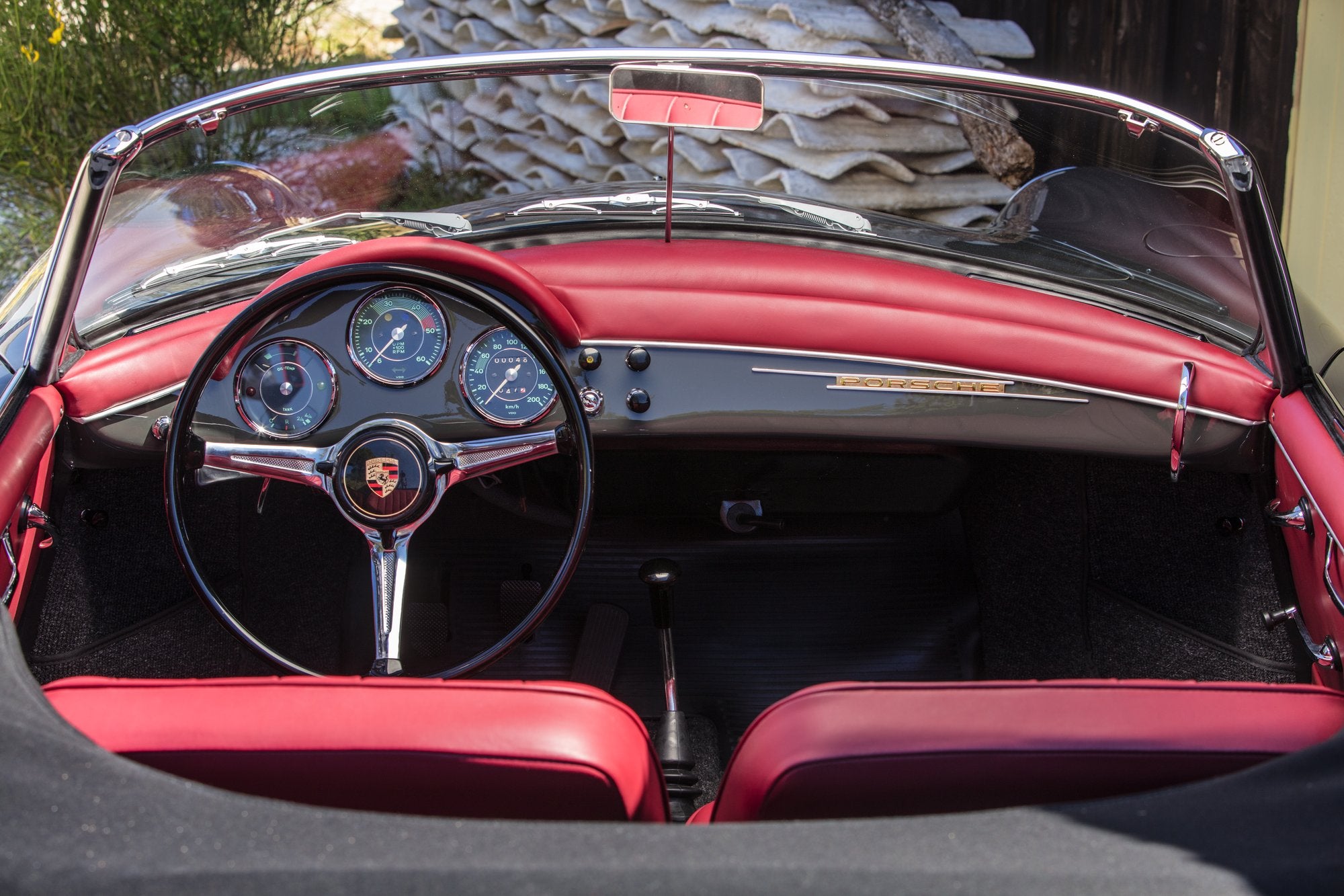 Voiture Porsche Roadster Slate Grey Cuir Rouge Cabane