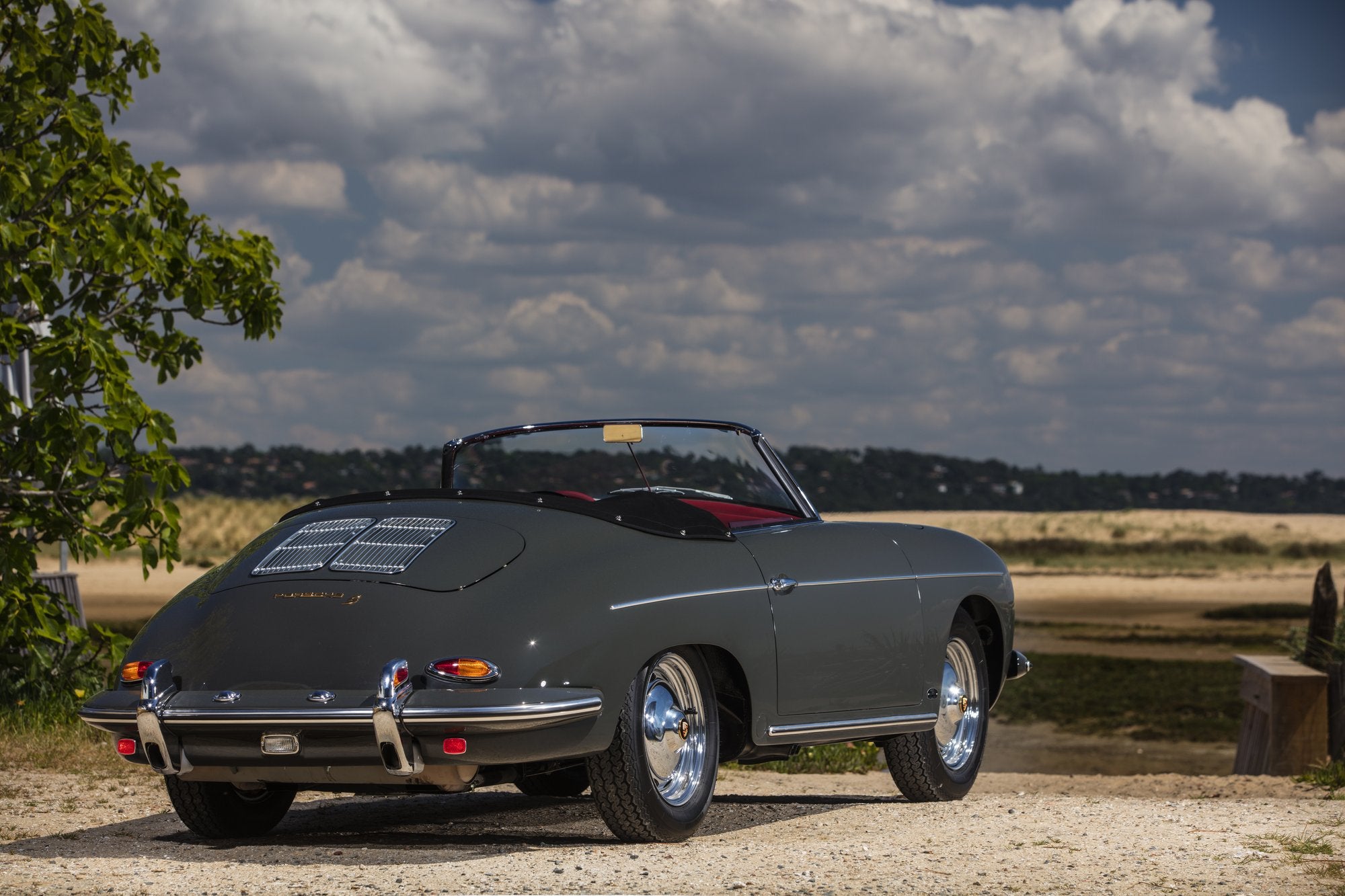 Voiture Porsche Roadster Slate Grey Cuir Rouge Cabane
