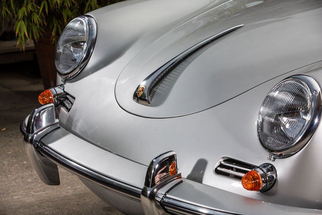 Voiture Porsche 356 Roadster Super 90 1960 Gris Argent Cuir Rouge Et Noir Cabane