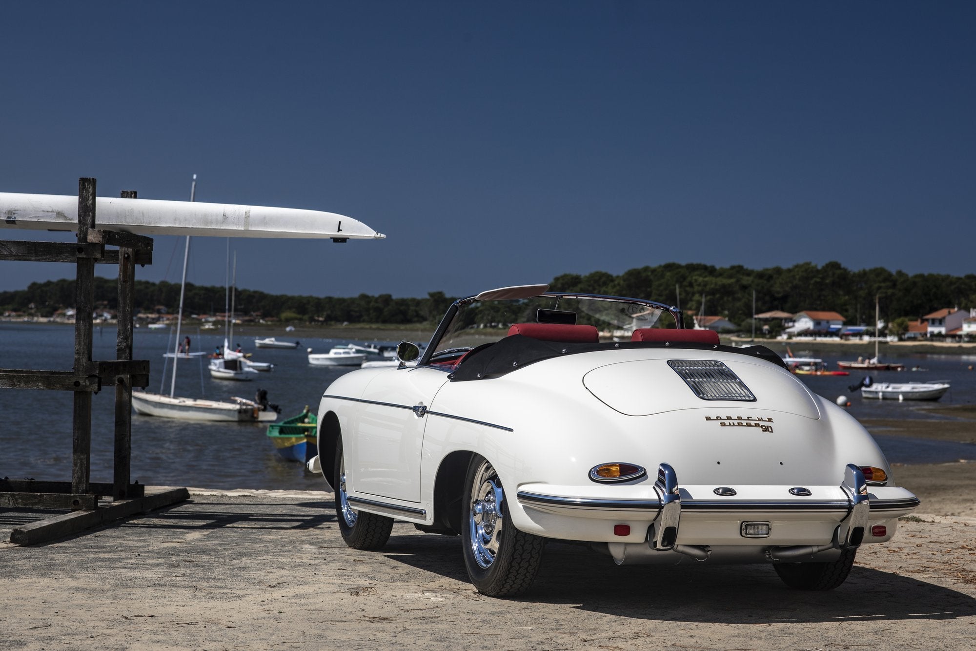 Voiture Porsche 356 Roadster S90 Blanc Cuir Rouge