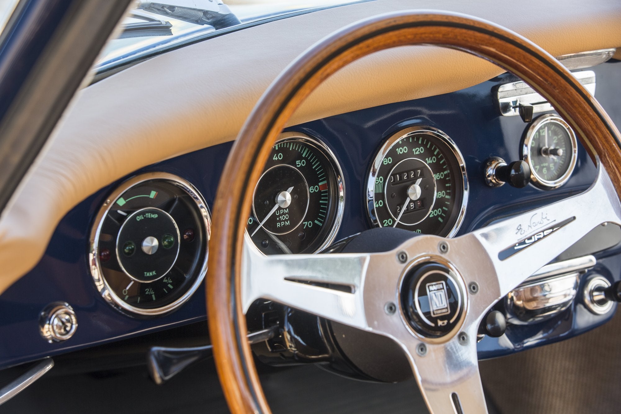 Voiture Porsche 356 SC Bali Blue Cuir Biscuit 1964
