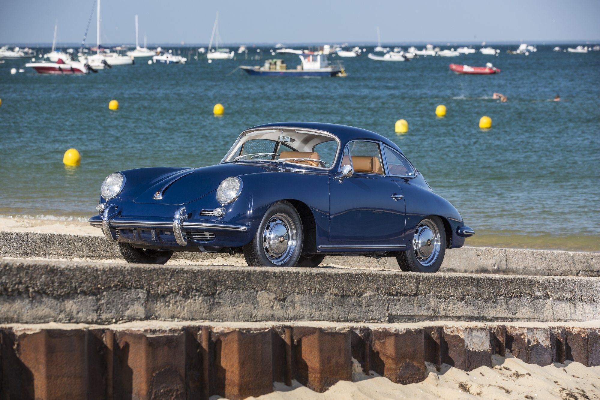 Voiture Porsche 356 SC Bali Blue Cuir Biscuit 1964