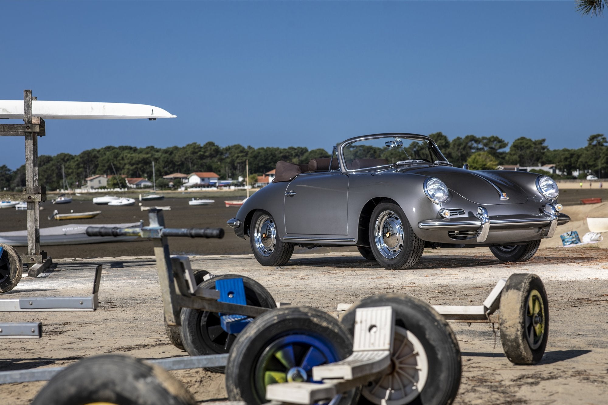 Voiture Porsche 356 SC Grise Mercedes Cab Grigio Ferro - Intérieur Taupe