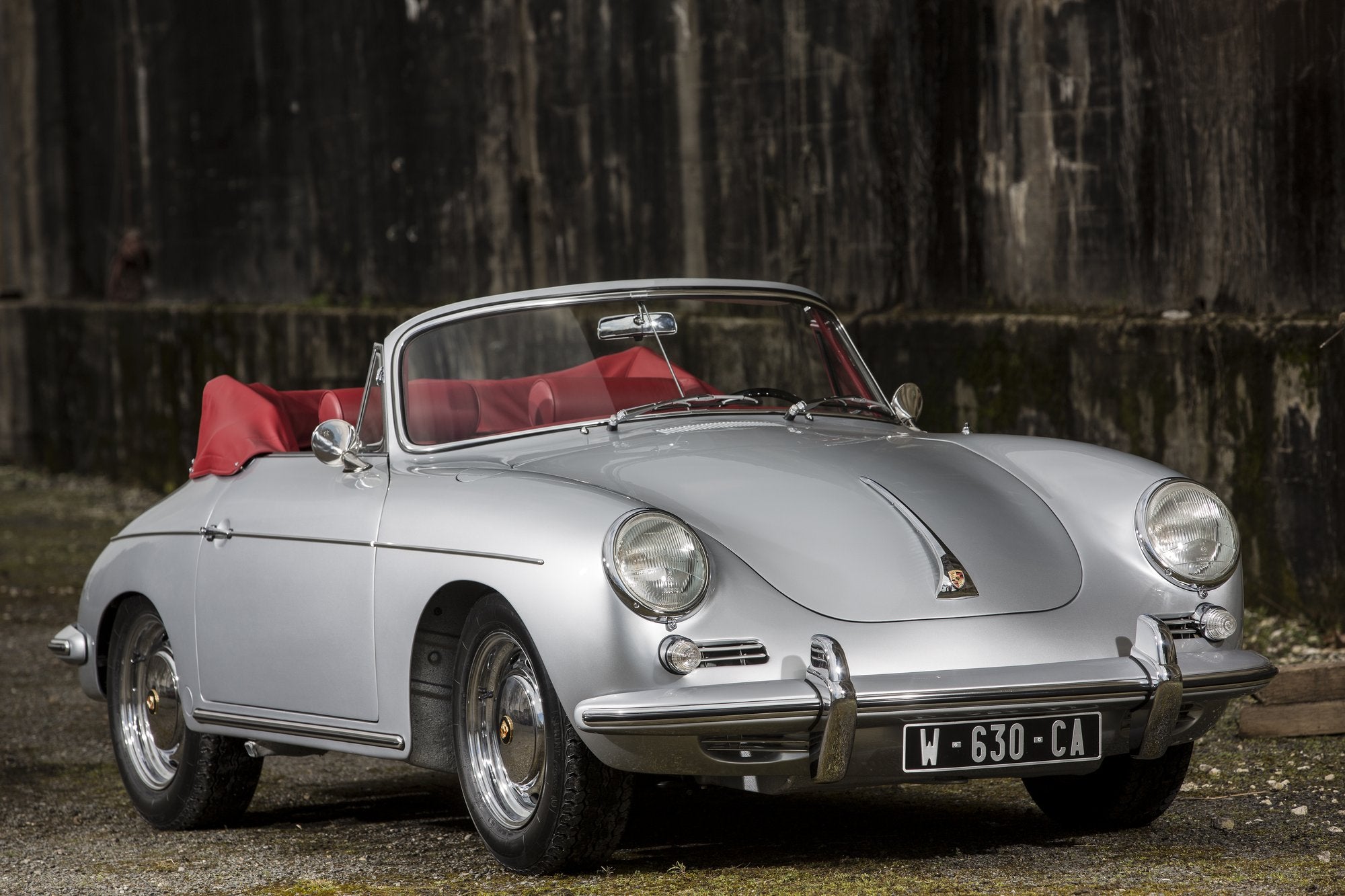 Voiture Porsche 356 Cabriolet SC Grise Nacrée Argent - Intérieur Rouge Base Sous Marine