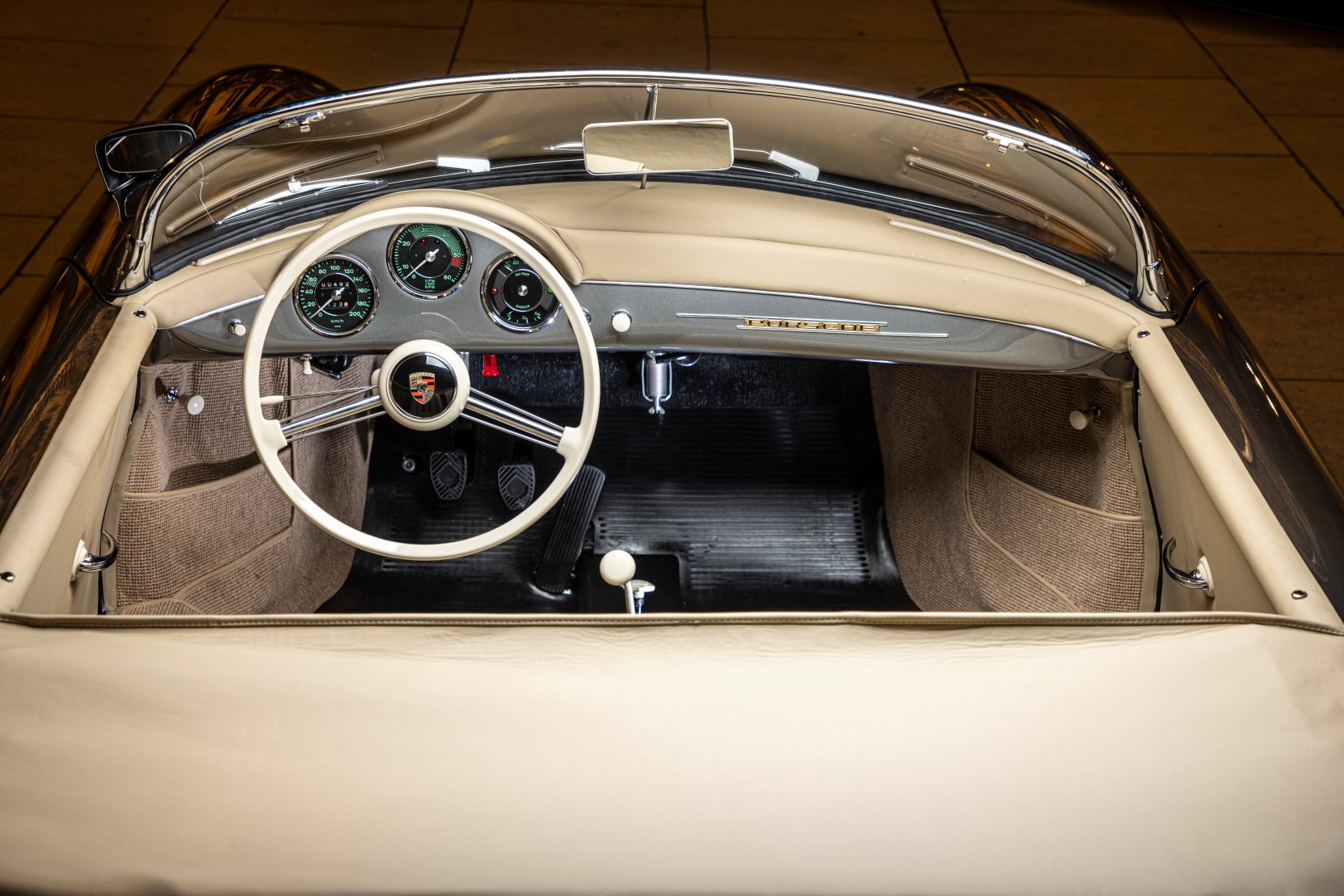 Voiture Porsche 356 Speedster GT Grigio Ferro Bordeaux