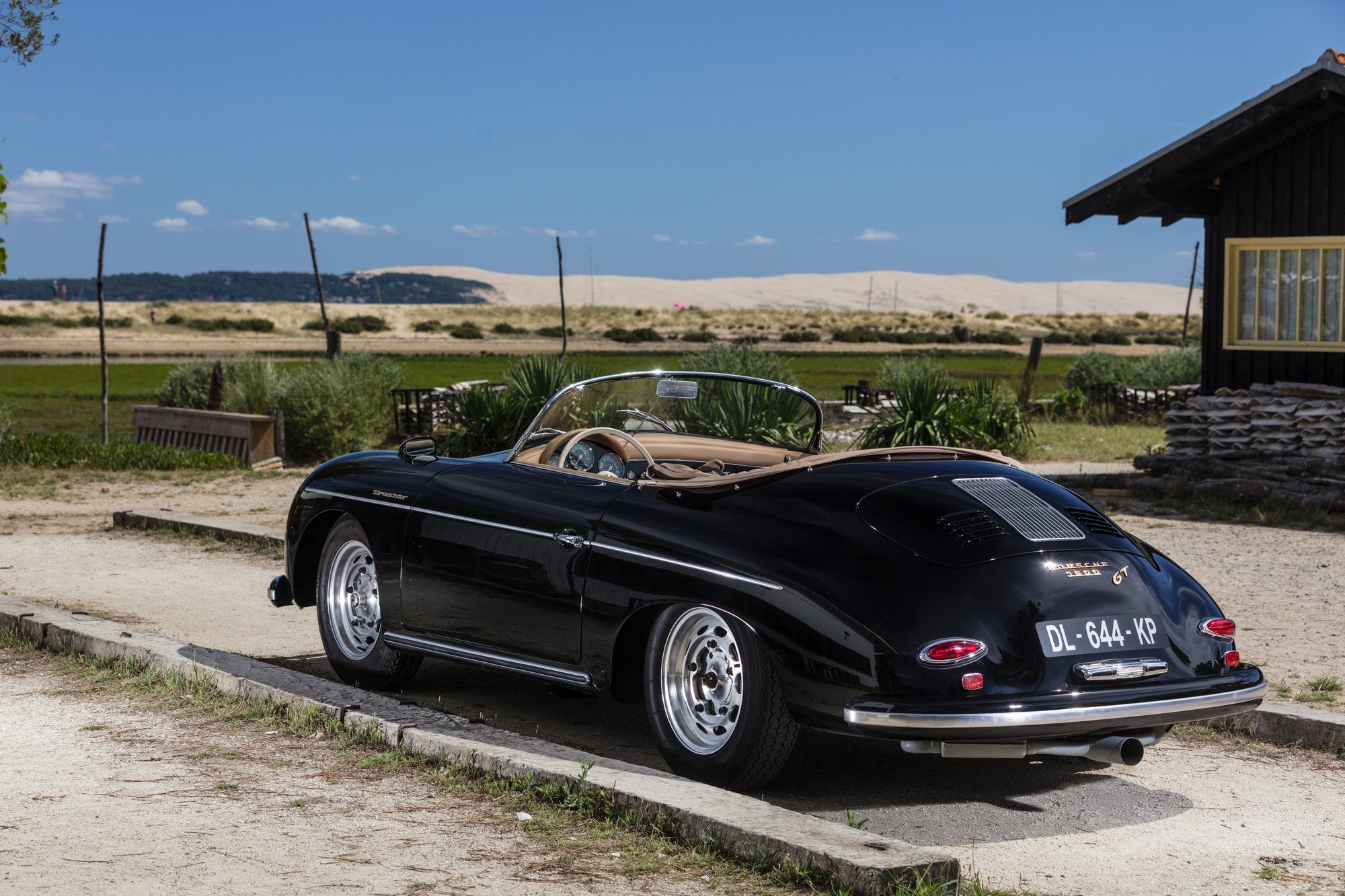 Voiture Porsche 356 Speedster Noir Cuir Clair 2