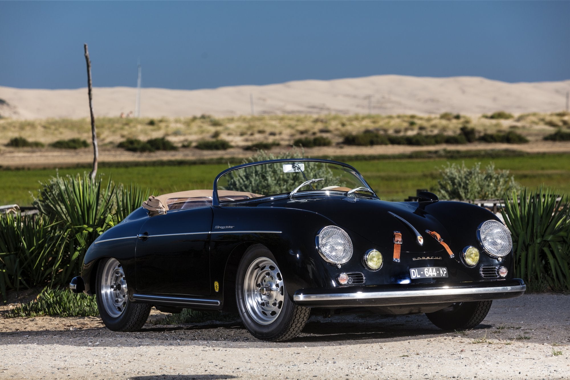 Voiture Porsche 356 Speedster Noir Cuir Clair 2