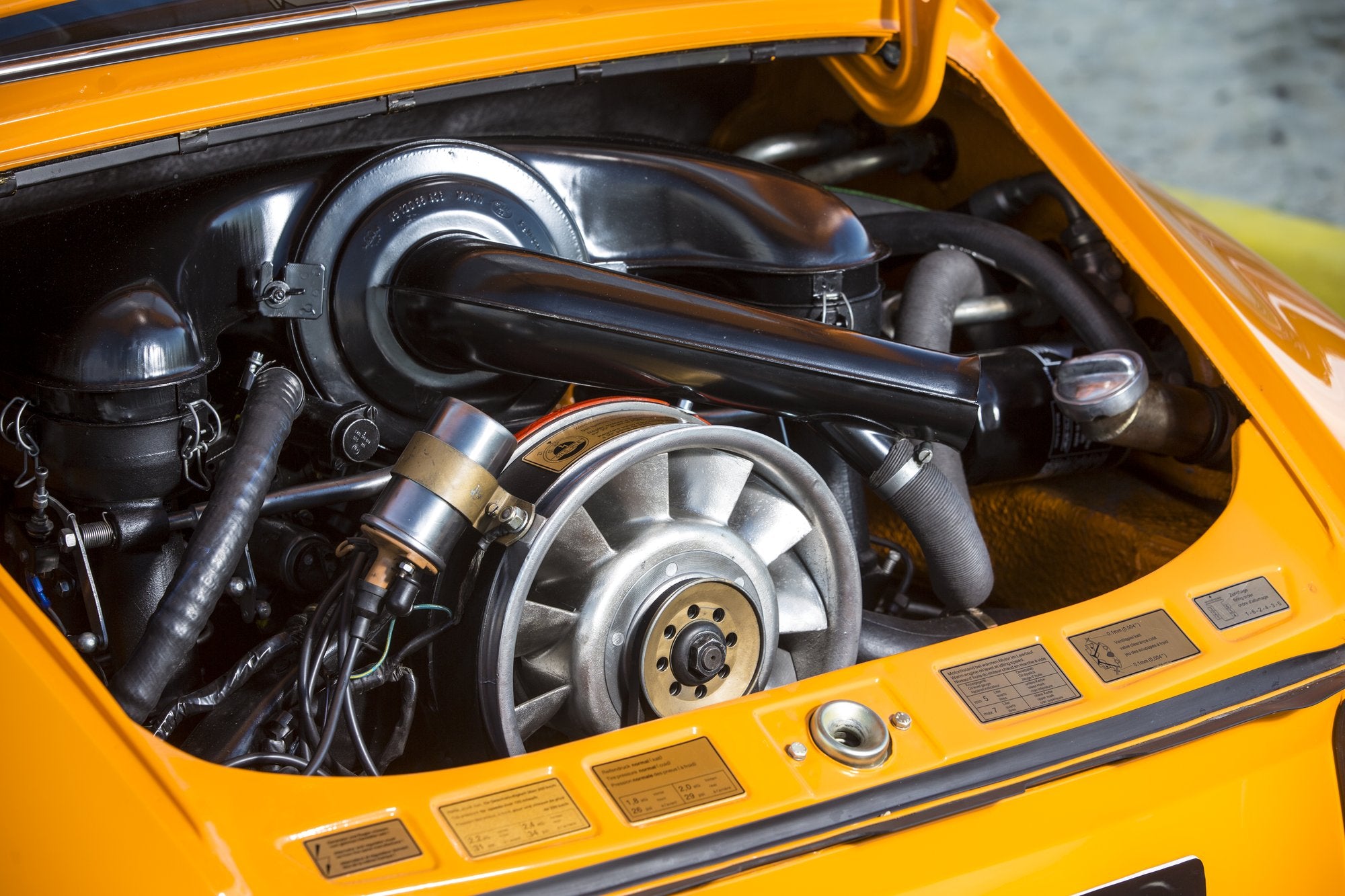 Voiture Porsche 911 2.2S Orange Signal 1970 W630