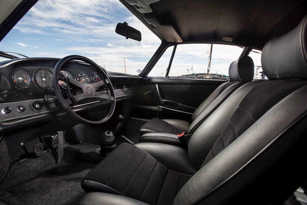 Voiture Porsche 911 2.7L RS Touring Blanc Bleu