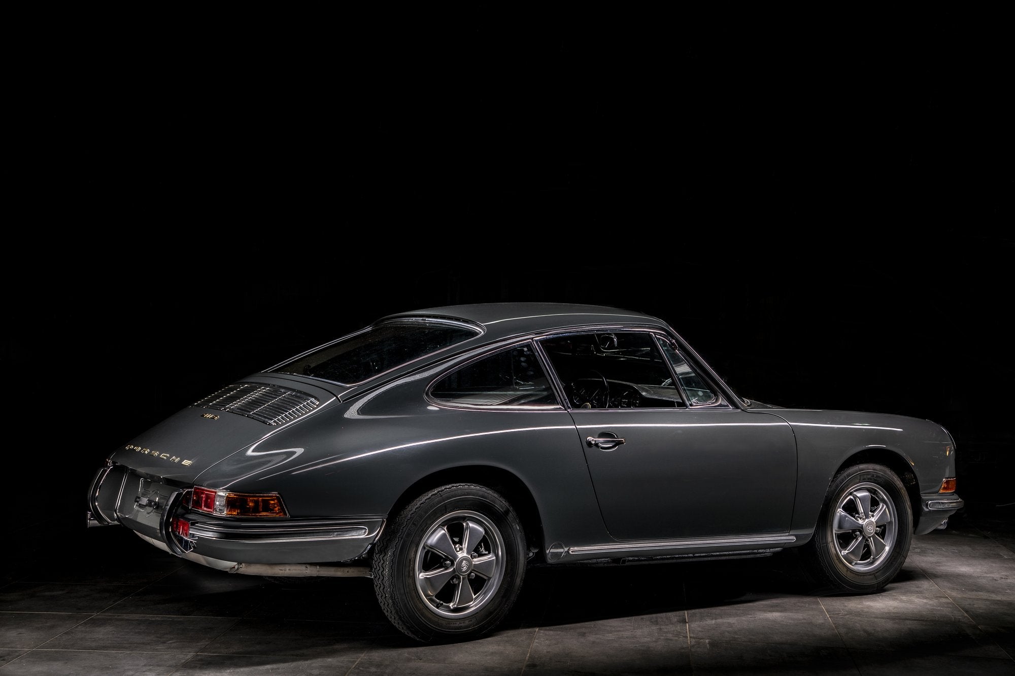 Voiture Porsche 911 Slate Grey Cuir Rouge Light Painting