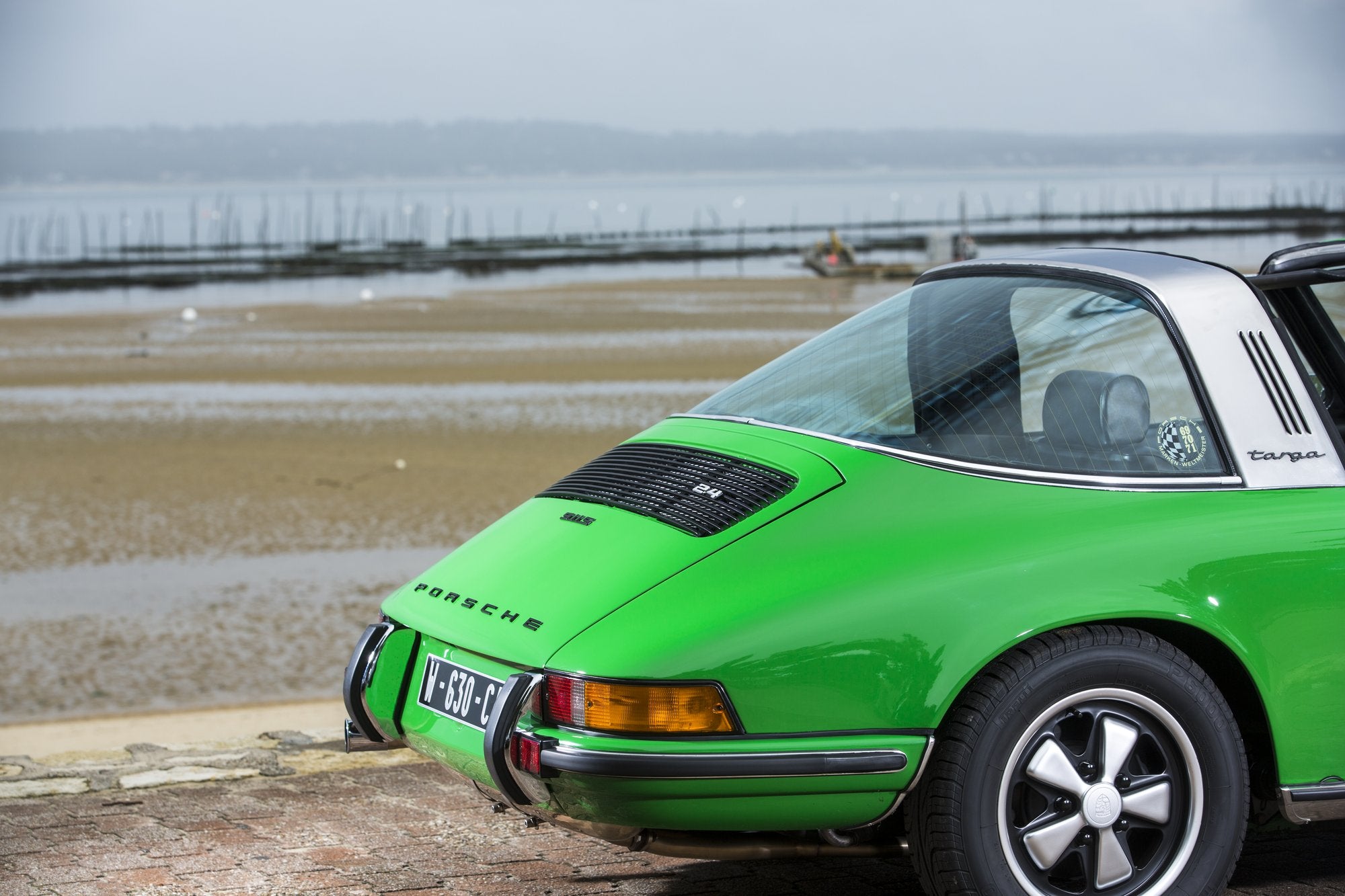 Voiture Porsche 911 2.4L S Verte 1973