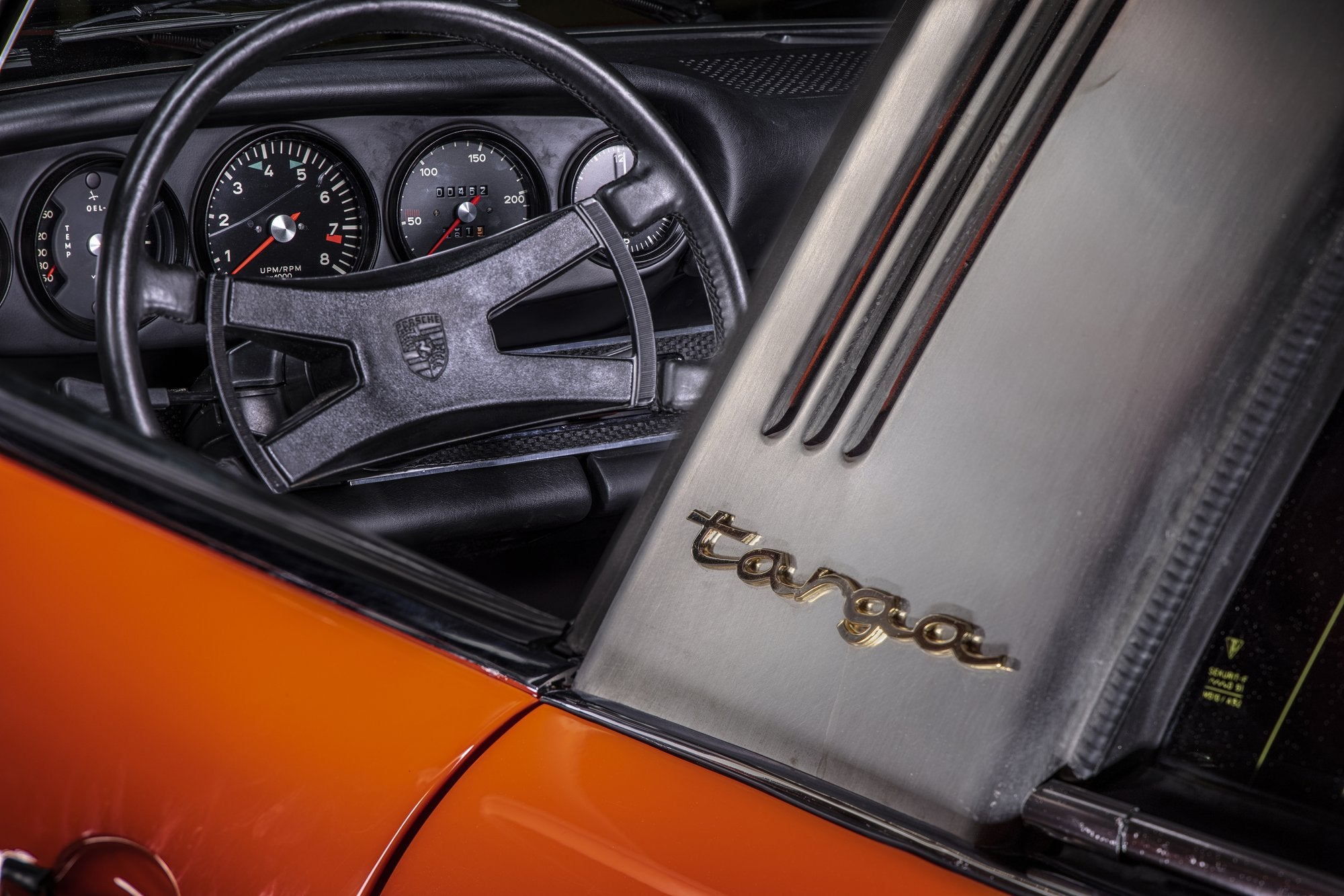 Voiture Porsche 911 2.2S Tangerine Lightpainting