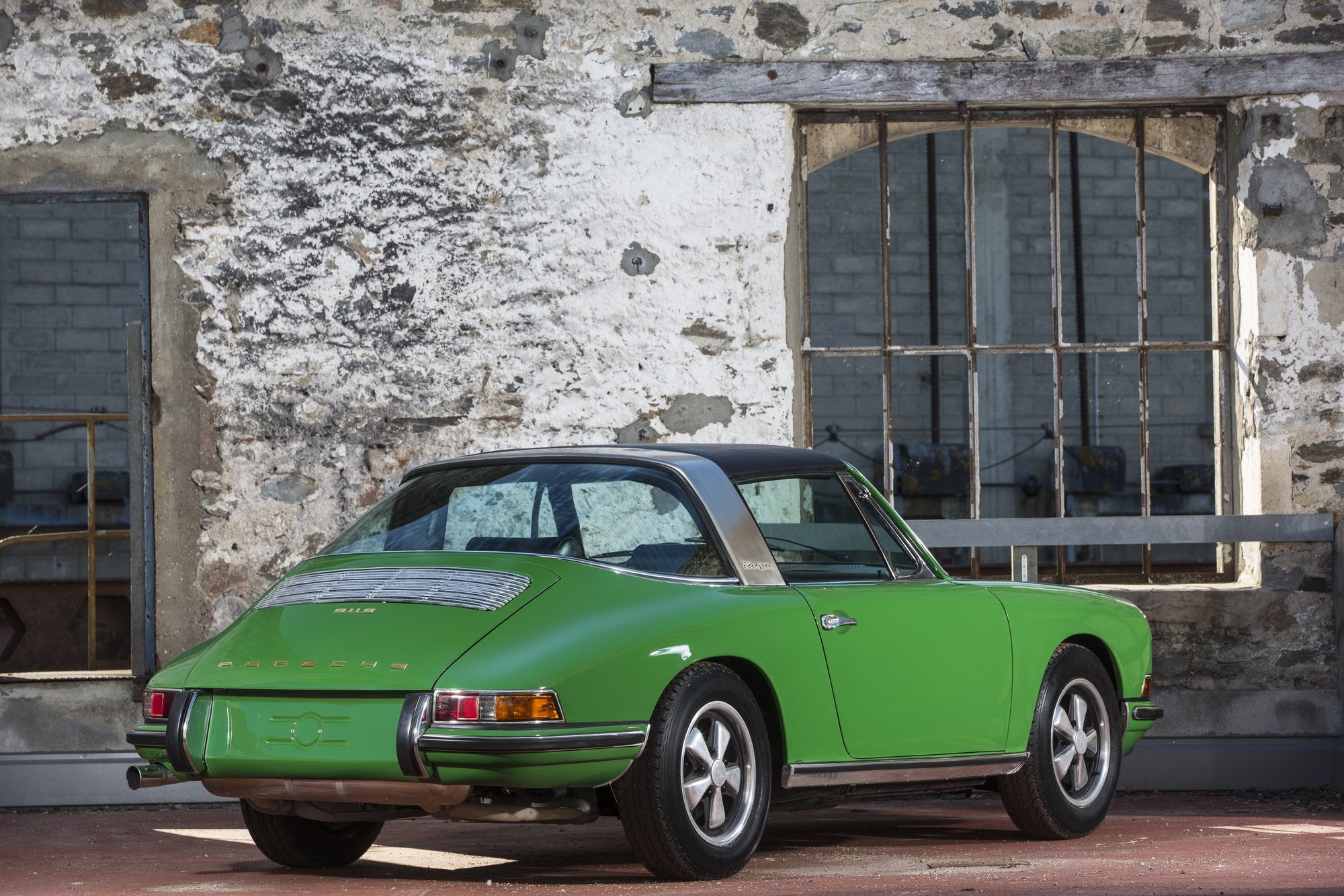 Voiture Porsche 911 Targa Verte 1967 Berlin