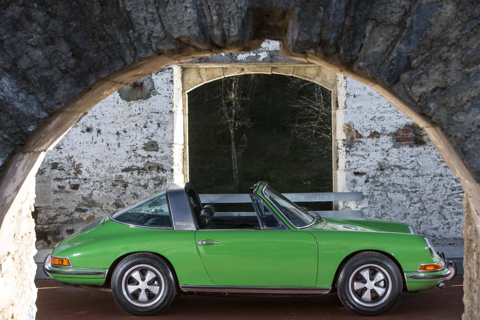 Voiture Porsche 911 Targa Verte 1967 Berlin