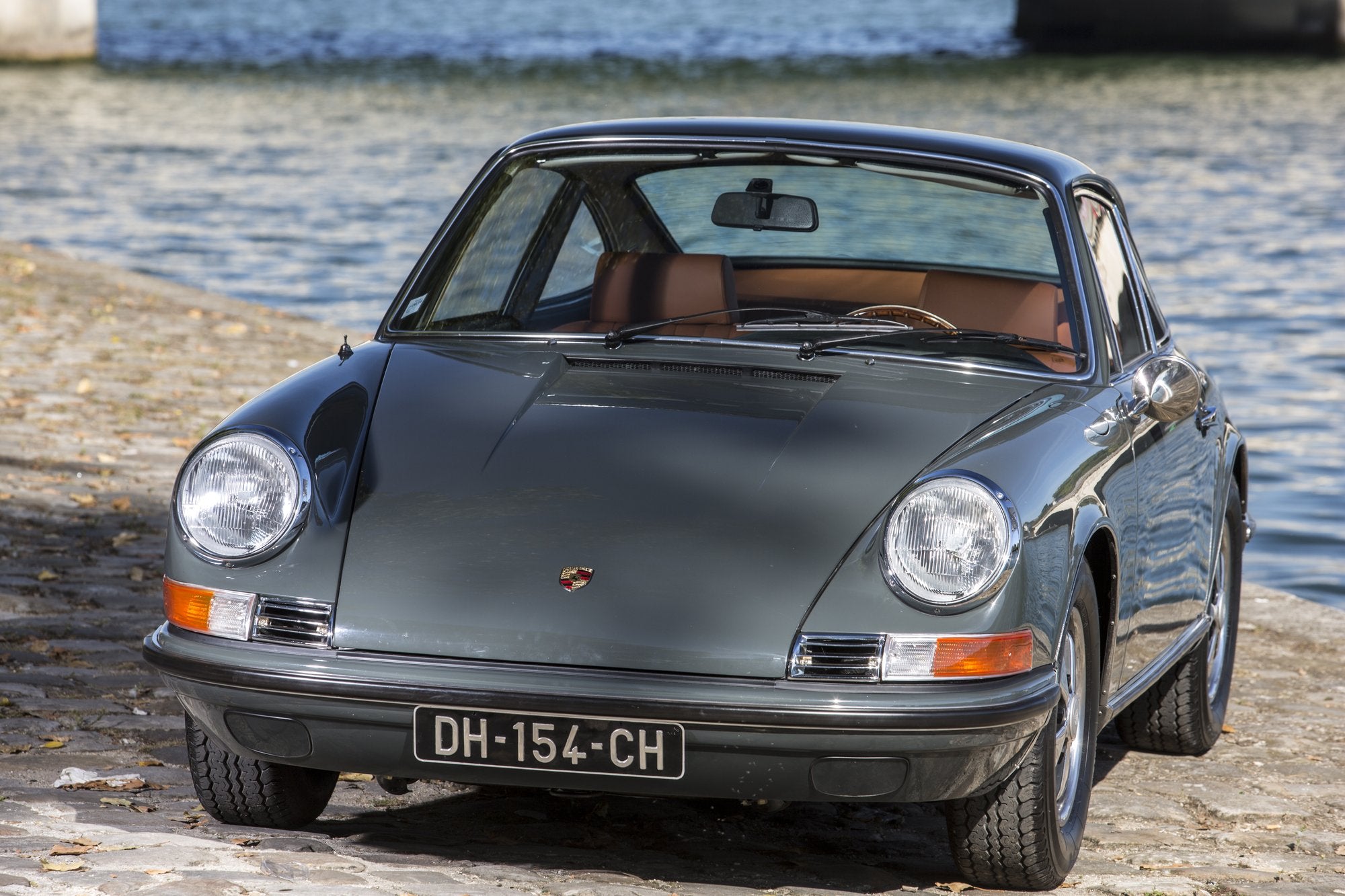 Voiture Porsche 911 E 1969 Grise Ardoise Cuir Brun Dh145