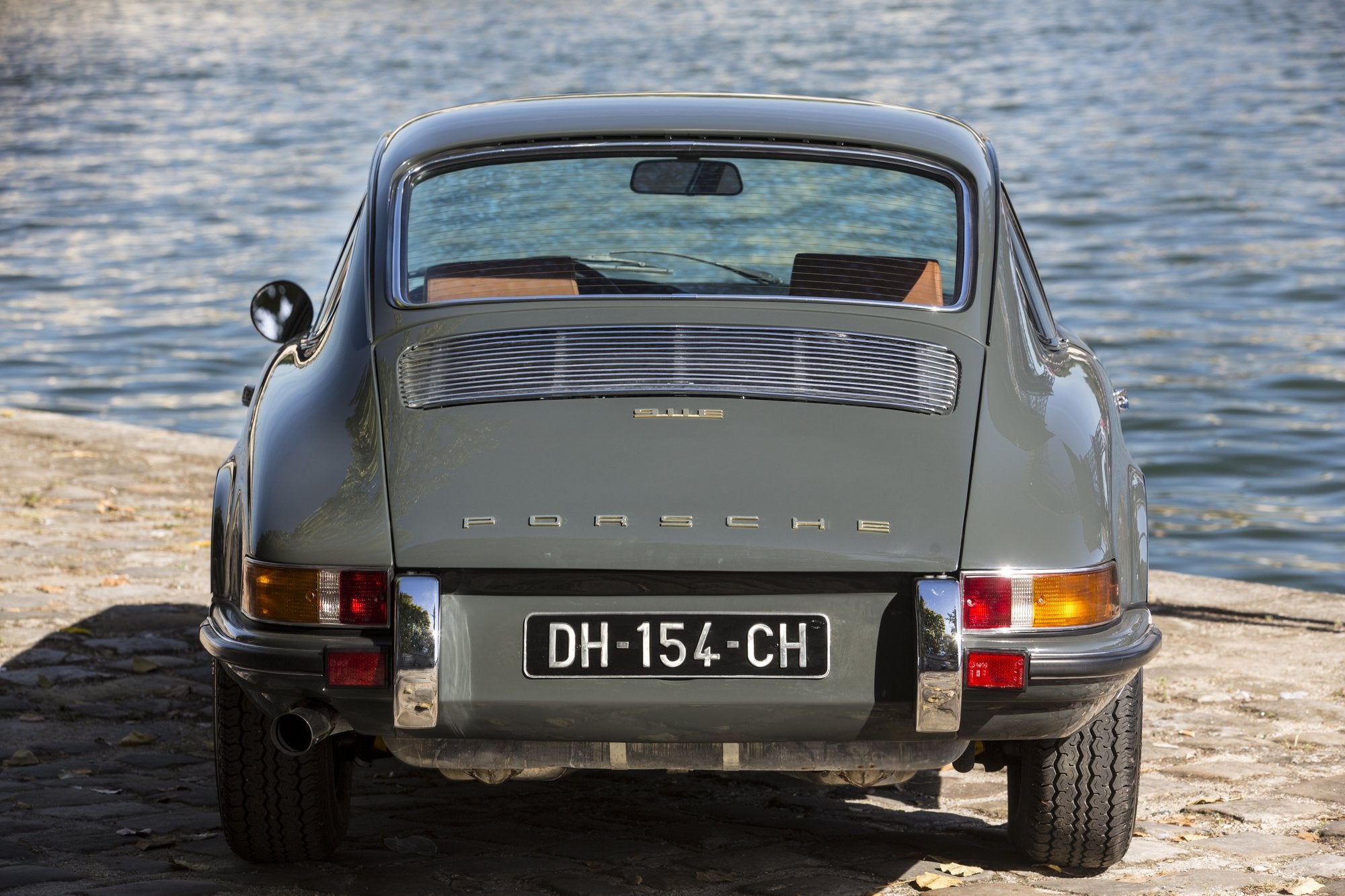 Voiture Porsche 911 E 1969 Grise Ardoise Cuir Brun Dh145