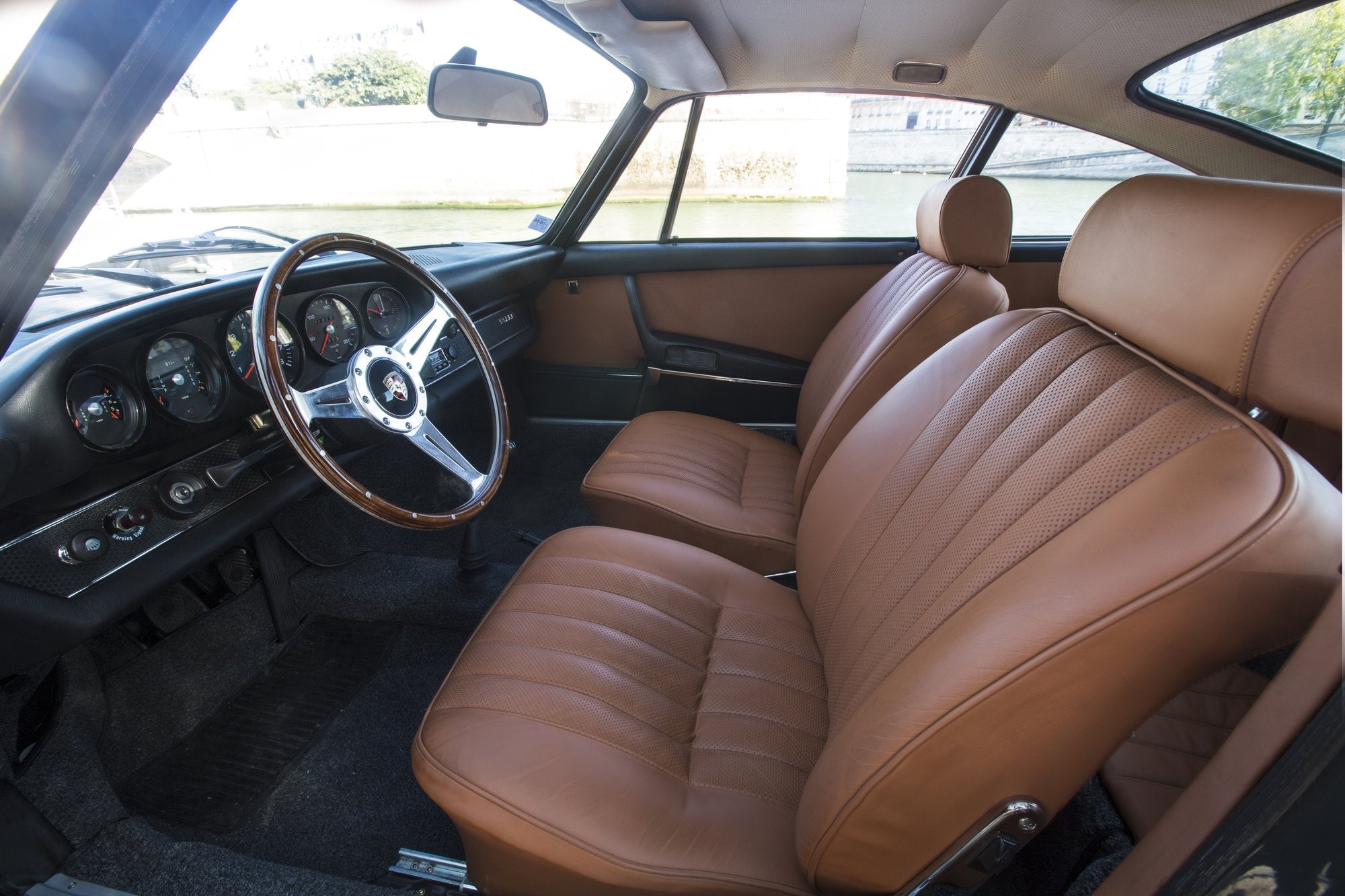 Voiture Porsche 911 E 1969 Grise Ardoise Cuir Brun Dh145