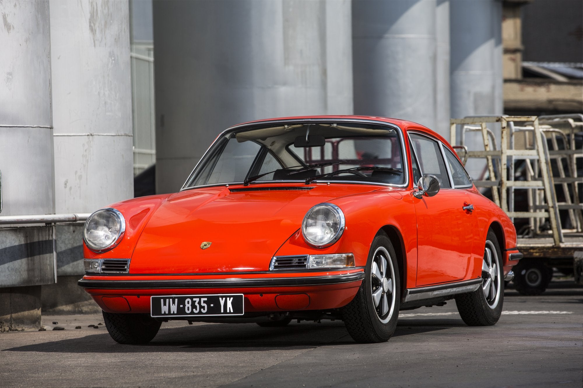 Voiture Porsche 911 2.2 S Rouge Tangerine 1968 - Industrie