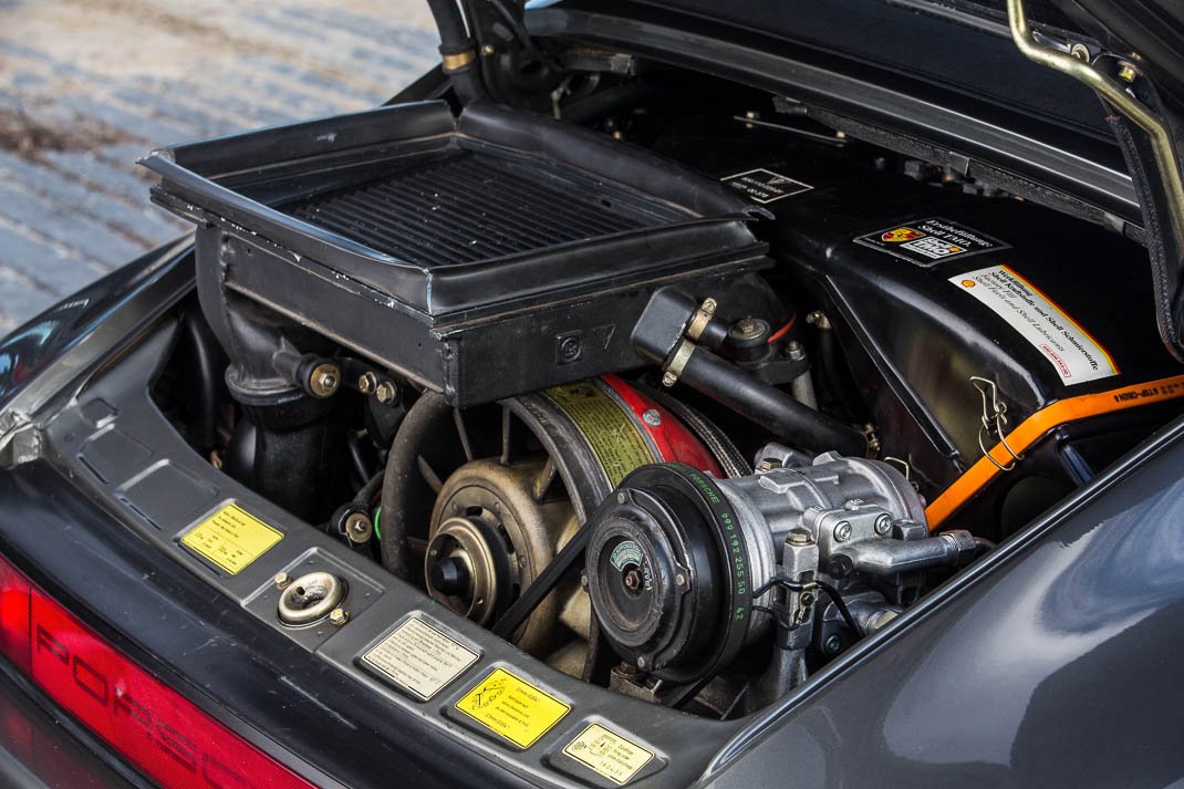 Voiture Porsche 930 Turbo Cabriolet Gris