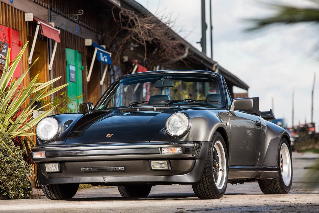 Voiture Porsche 930 Turbo Cabriolet Gris