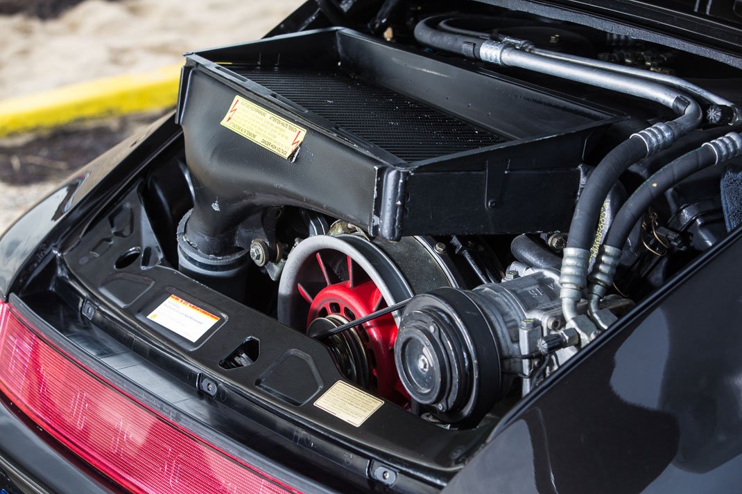 Voiture Porsche 965 Turbo 3.6 Coupé Noir