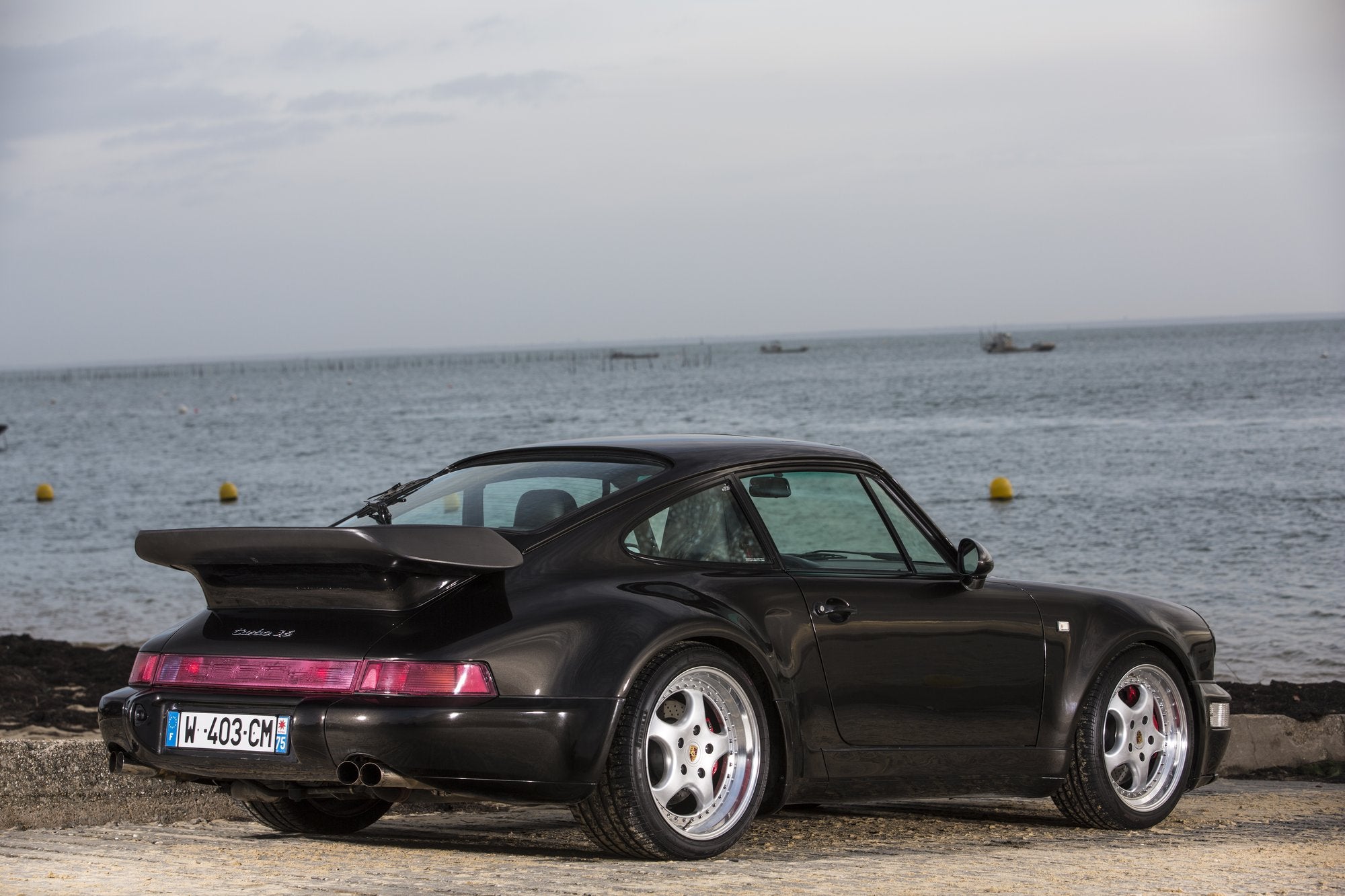 Voiture Porsche 965 Coupé Turbo Noire