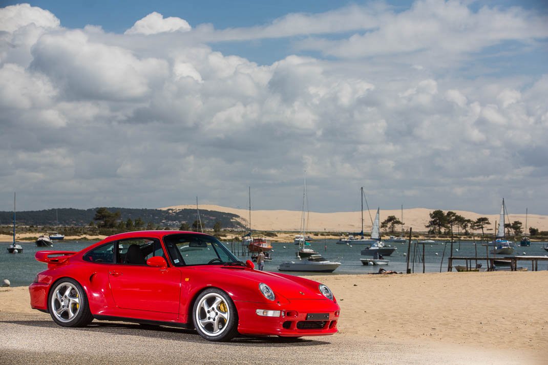 Voiture Porsche 993 Turbo S Coupé Rouge