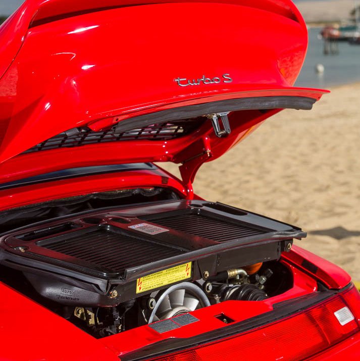 Voiture Porsche 993 Turbo S Coupé Rouge