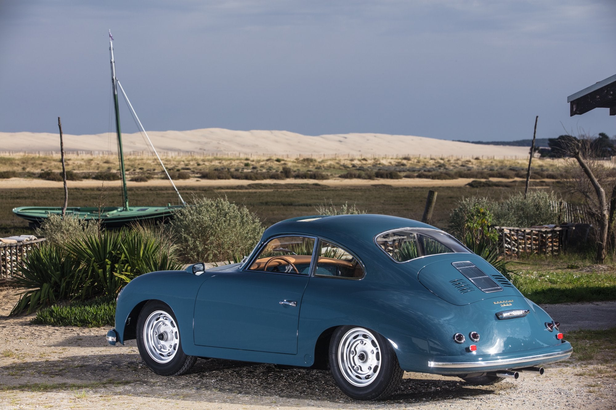 Voiture Porsche At1 GT Coupé Bleu
