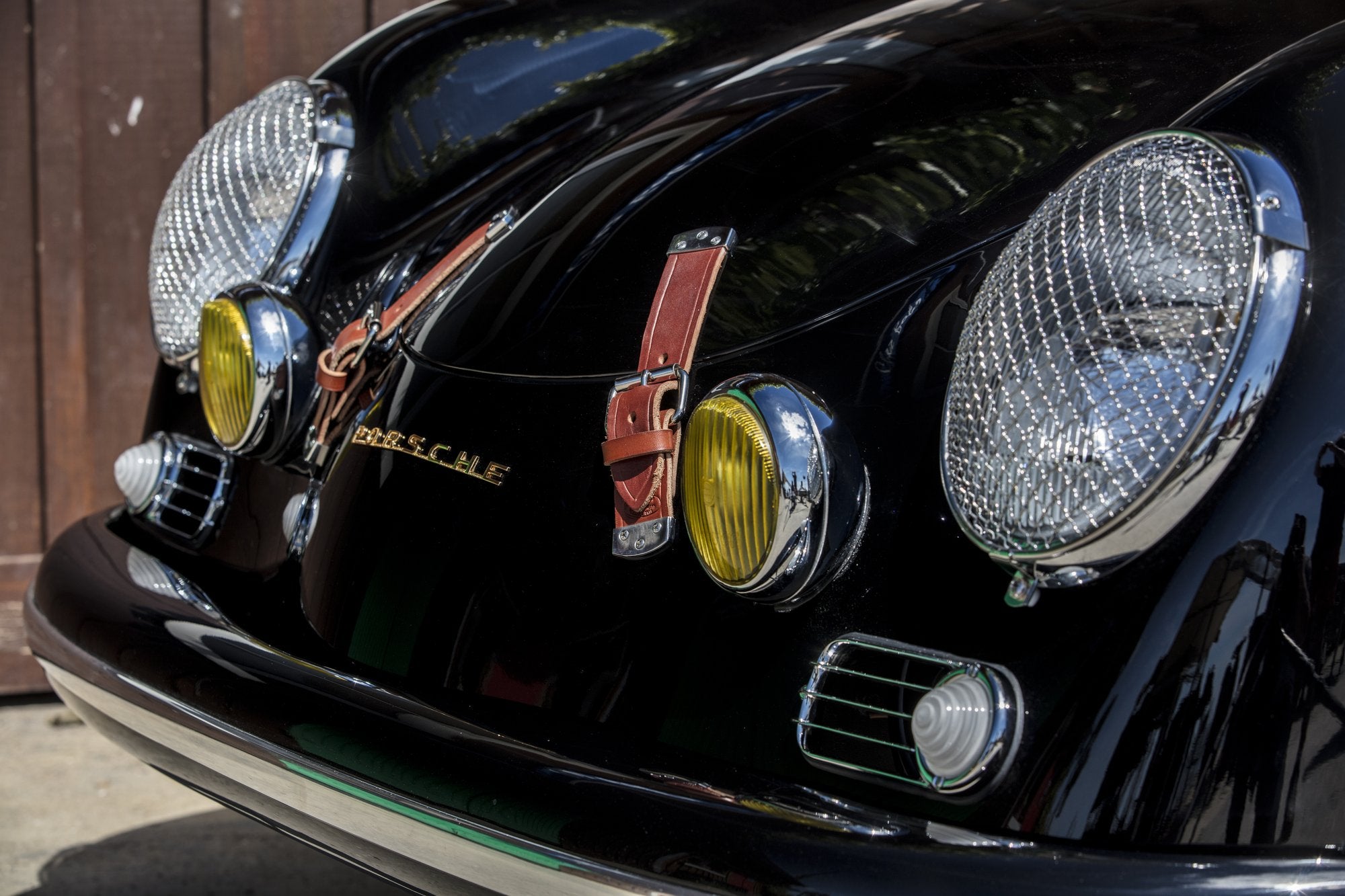 Voiture Porsche At2 Coupé GT Noir Cuir Clair Cabane