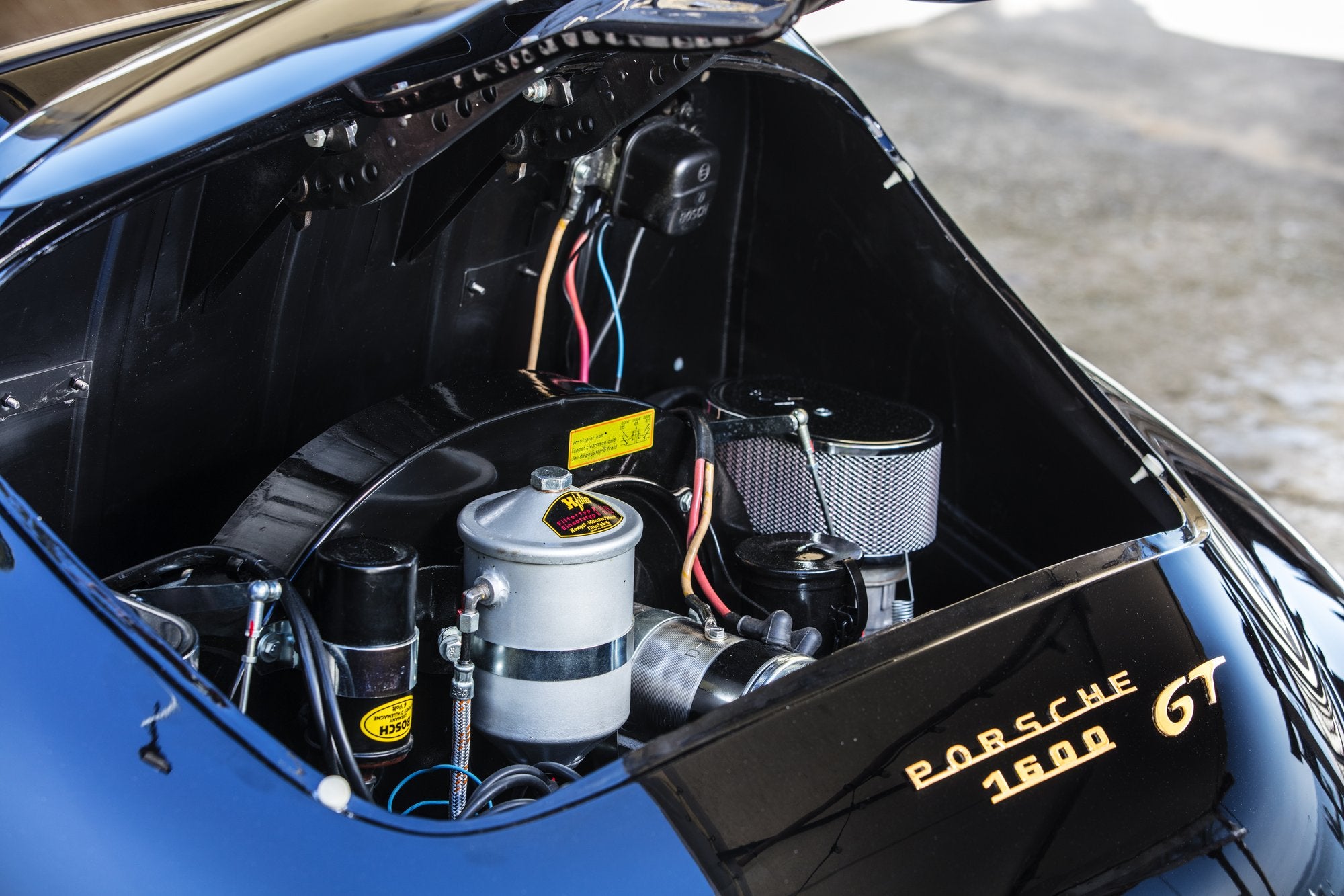 Voiture Porsche At2 Coupé GT Noir Cuir Clair Cabane