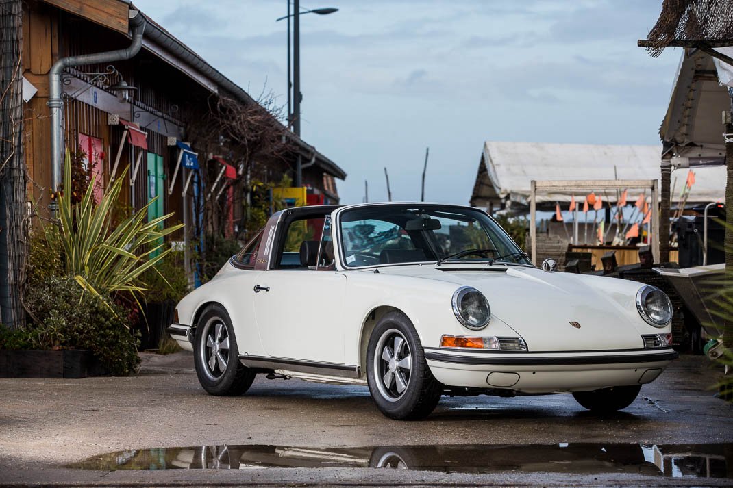 Voiture Porsche 911 2.2 S Targa Ivoire - Intérieur Noir Pied De Poule