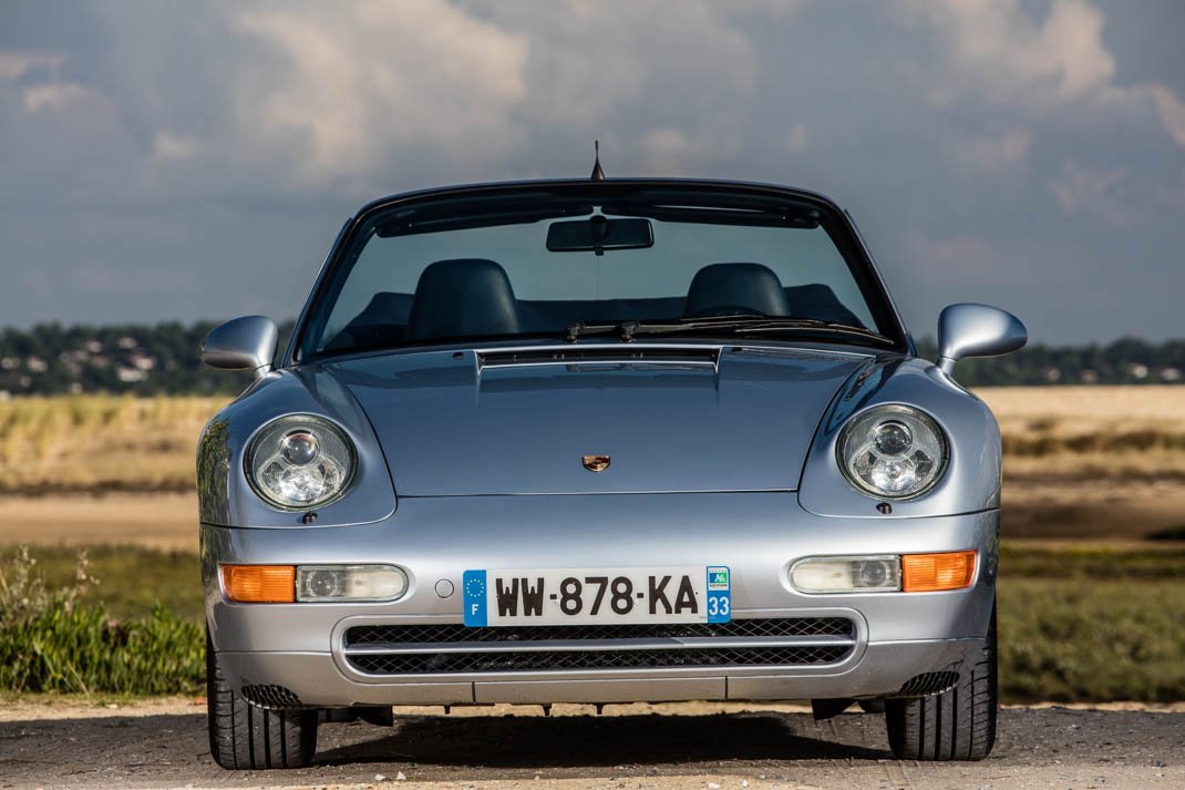 Voiture Porsche 993 Carrera 2 X 51 3.8 Cabriolet Gris