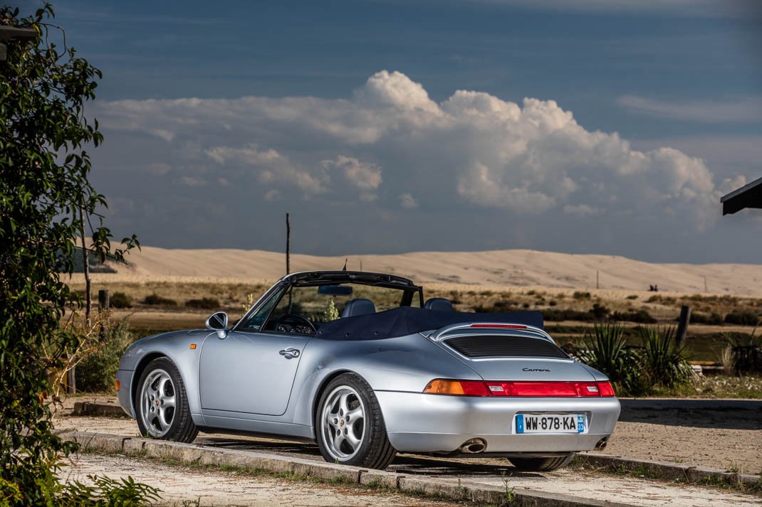 Voiture Porsche 993 Carrera 2 X 51 3.8 Cabriolet Gris