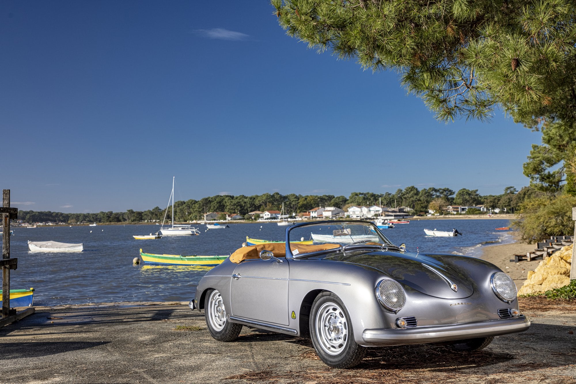 Voiture Porsche Conv D GT Gris