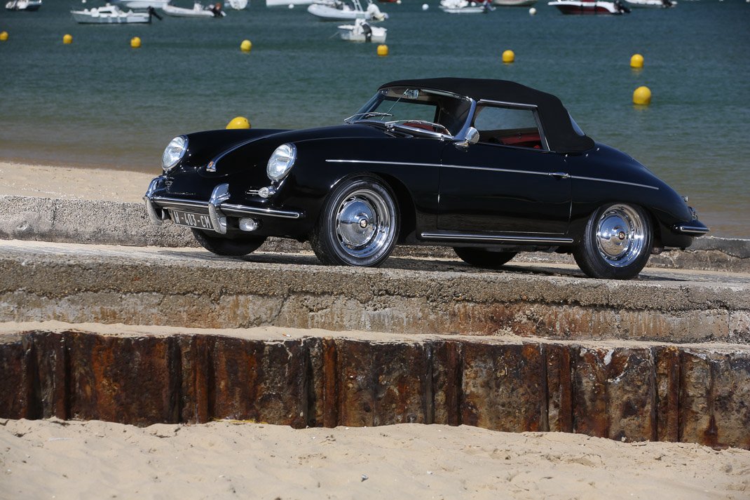 Voiture Porsche 356 Roadster 1960 Noir Cuir Rouge